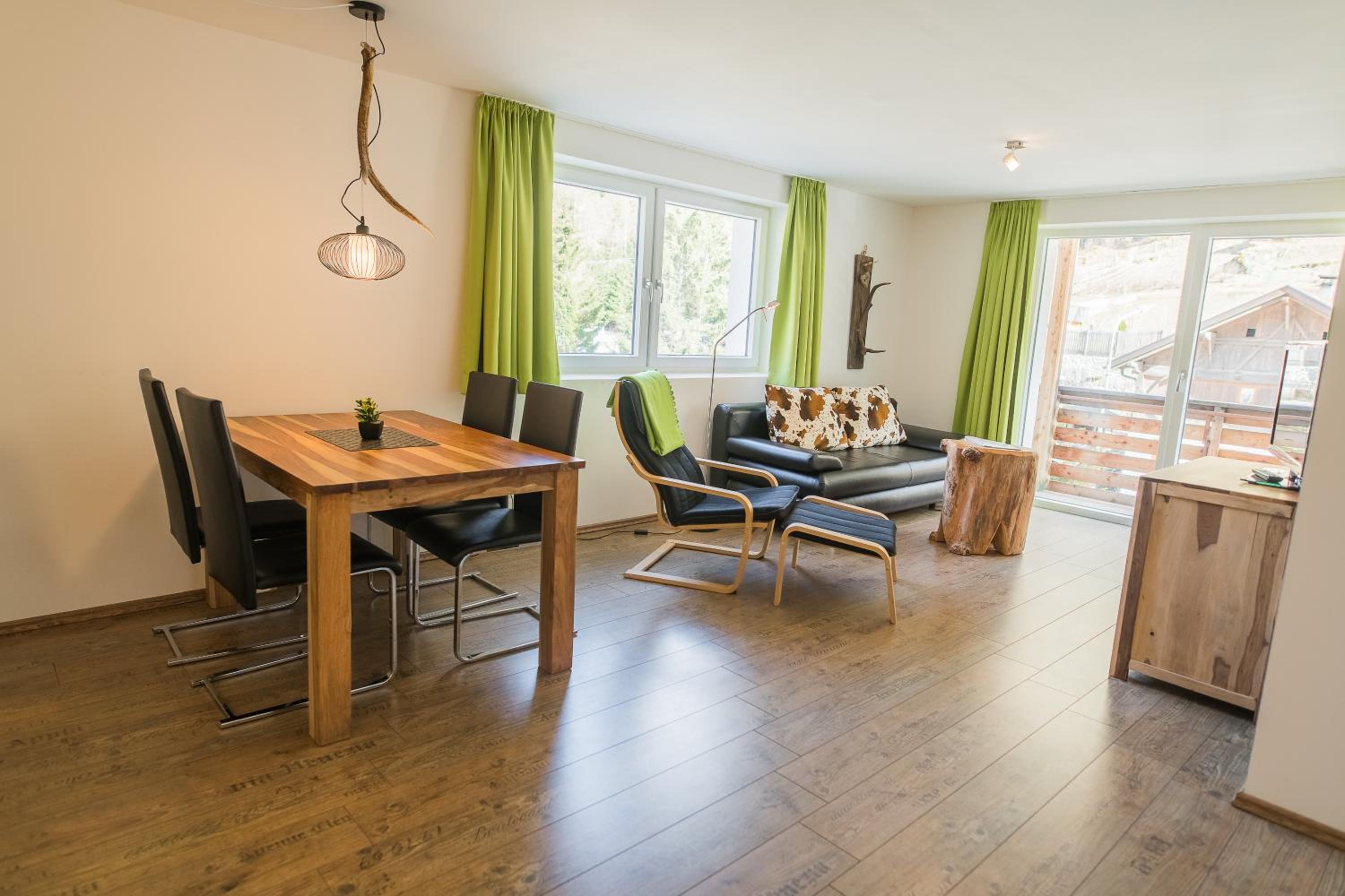 Two-Bedroom Apartment (4 Adults) photo 3