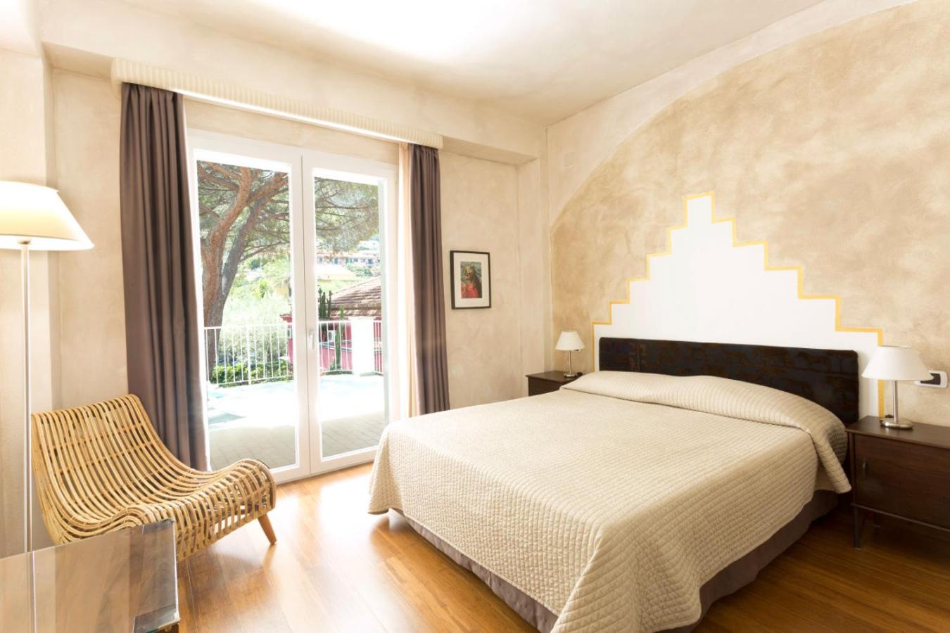 Double or Twin Room - Photo 3