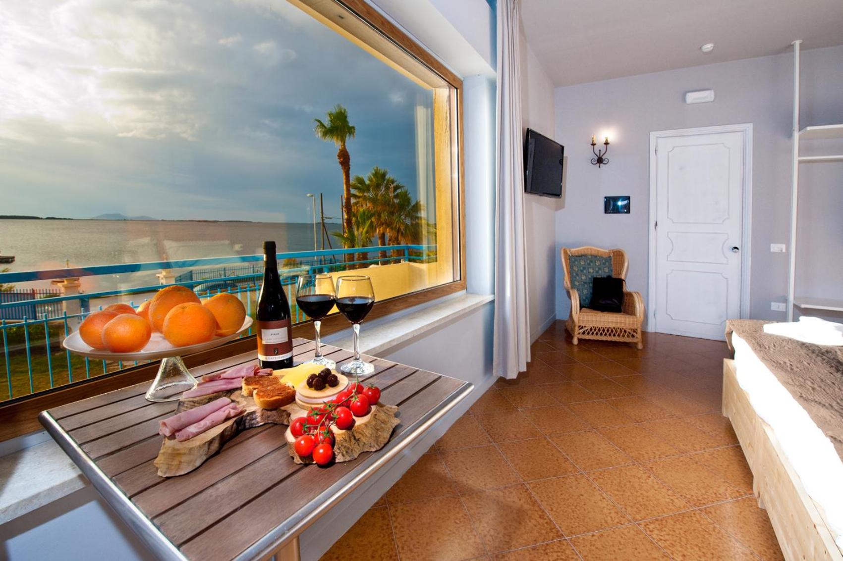 Double Room with Terrace and Sea View   photo 1