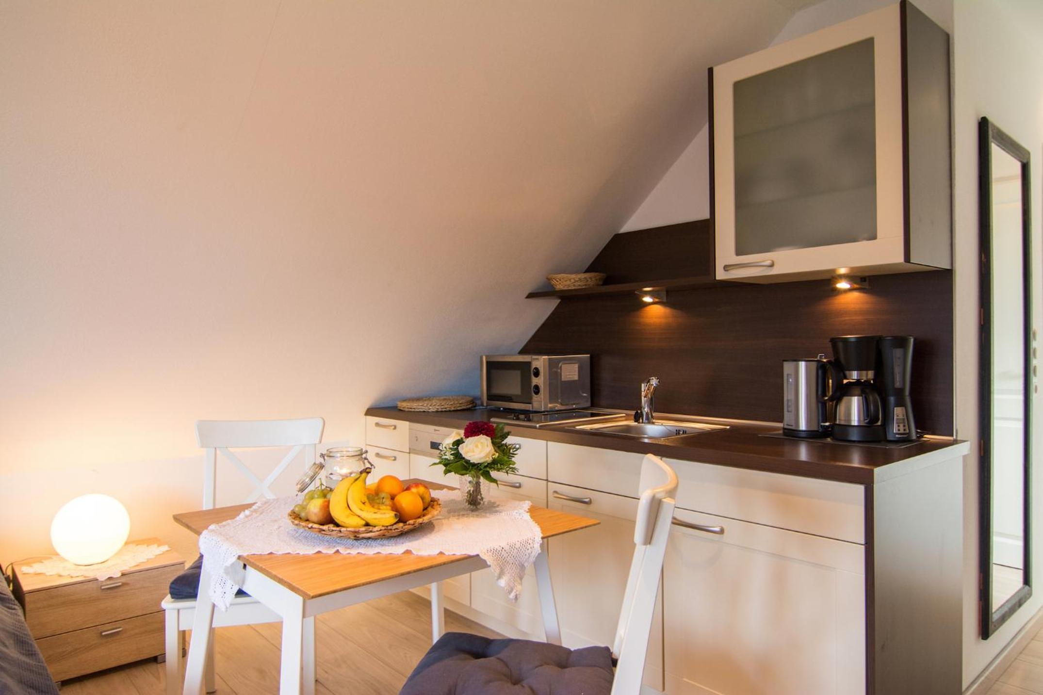 Studio Apartment photo 3