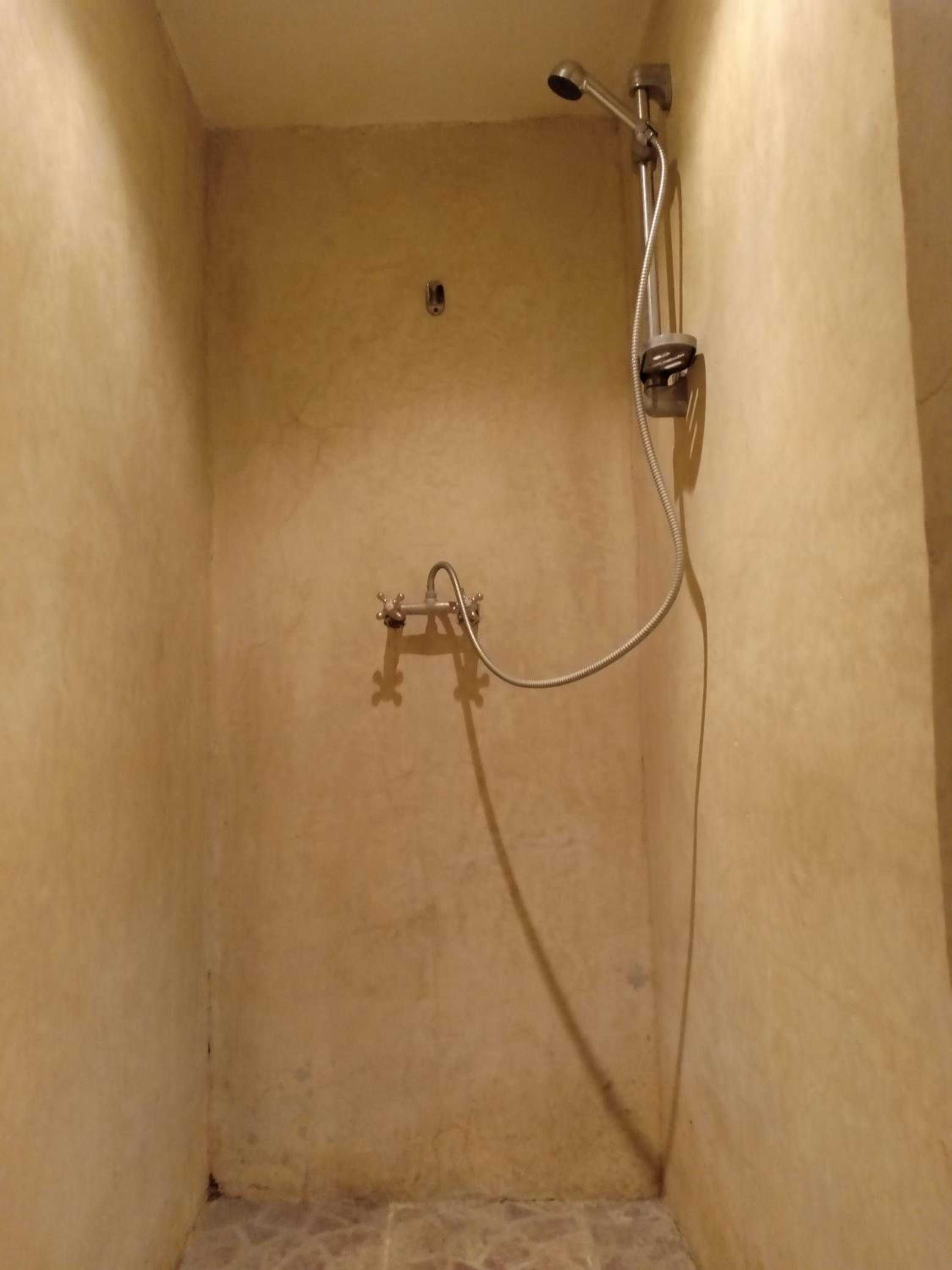 Two-Bedroom Apartment - Photo 2