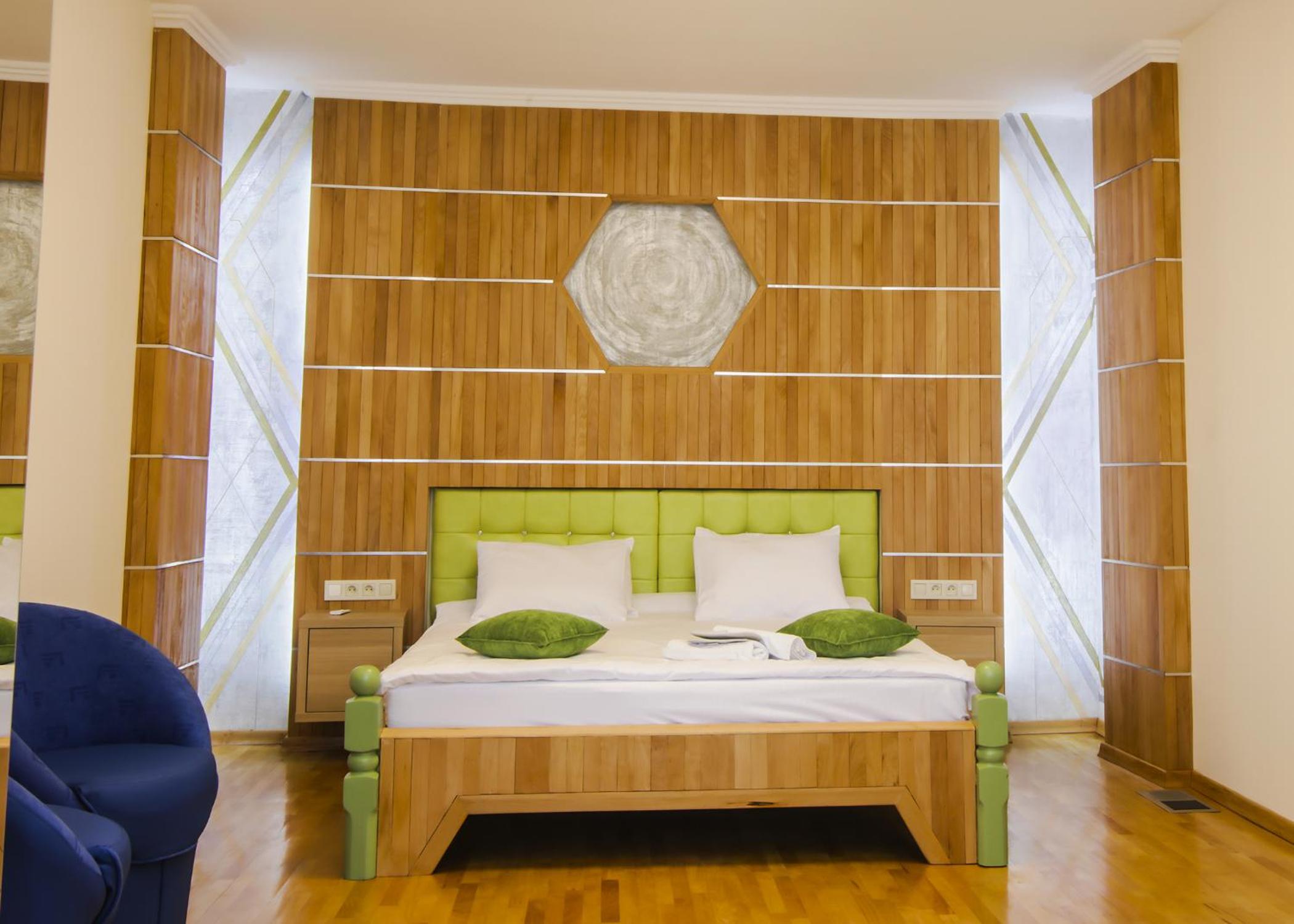 Quadruple Room with Mountain View