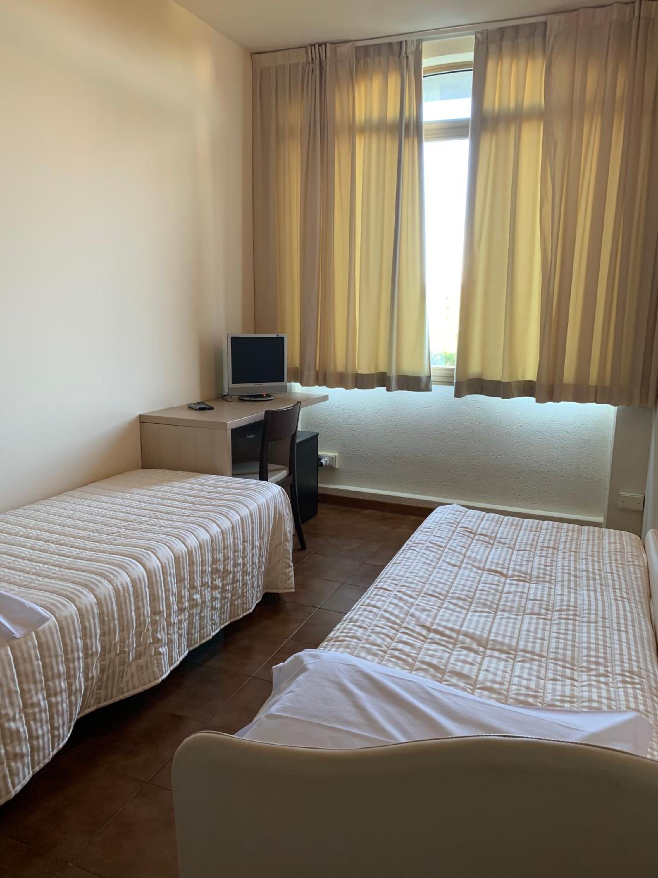 Comfort Quadruple Room - Photo 6
