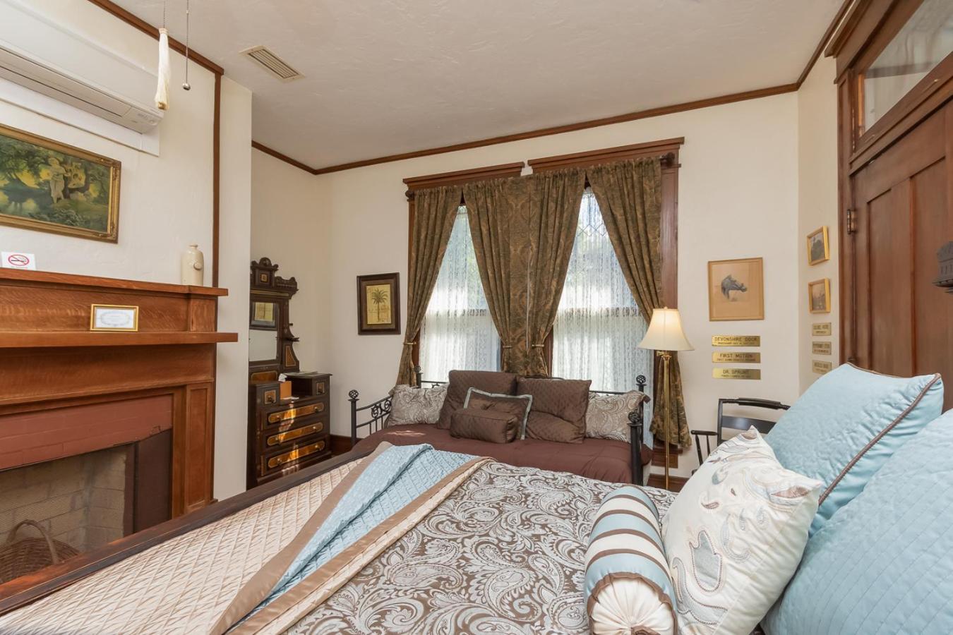 Triple Room with Balcony photo 3