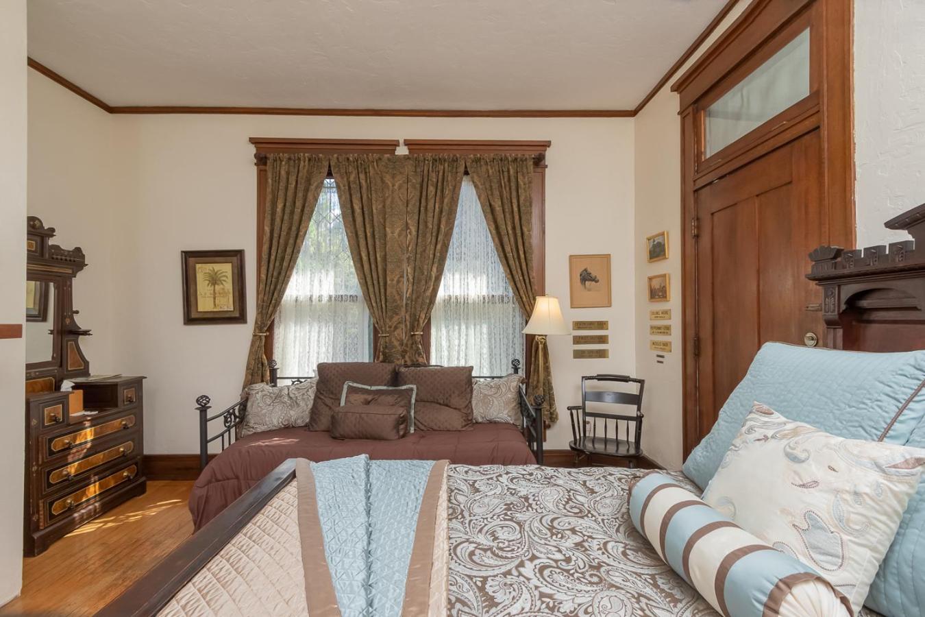 Triple Room with Balcony photo 2