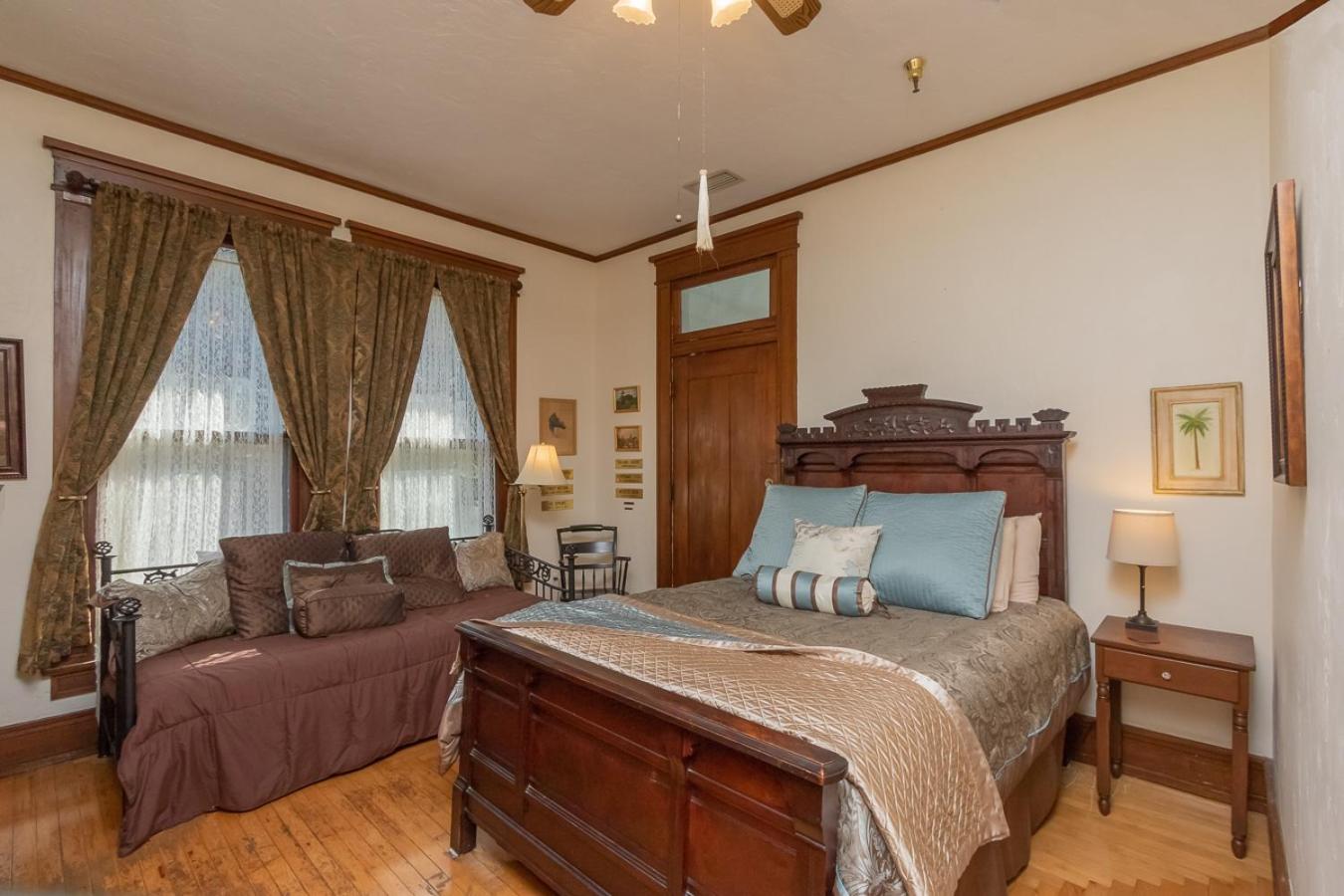 Triple Room with Balcony photo 1