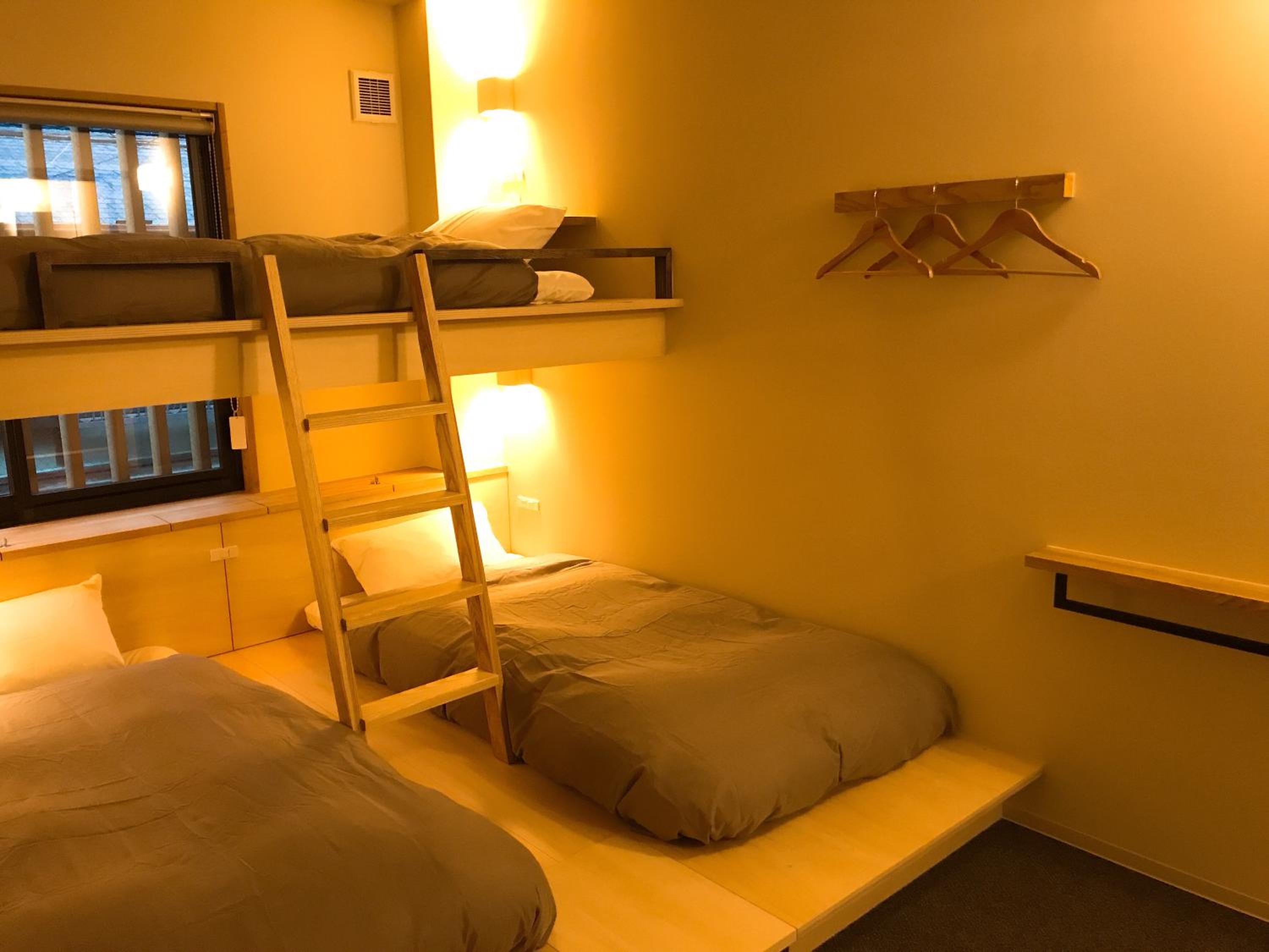 Triple Room with Shower - Photo 1