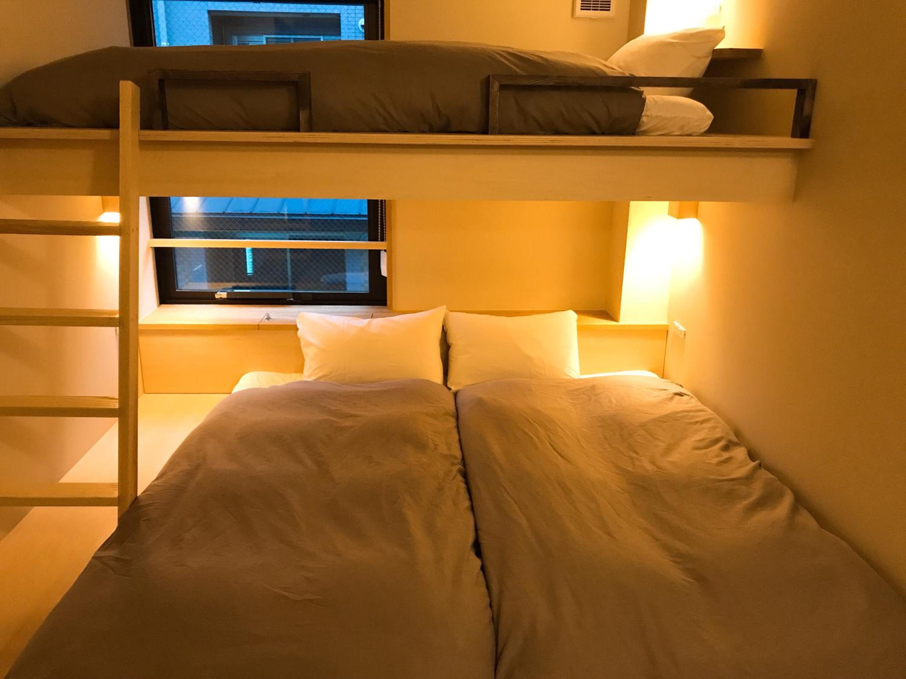 Double Room with Private Bathroom - Photo 1