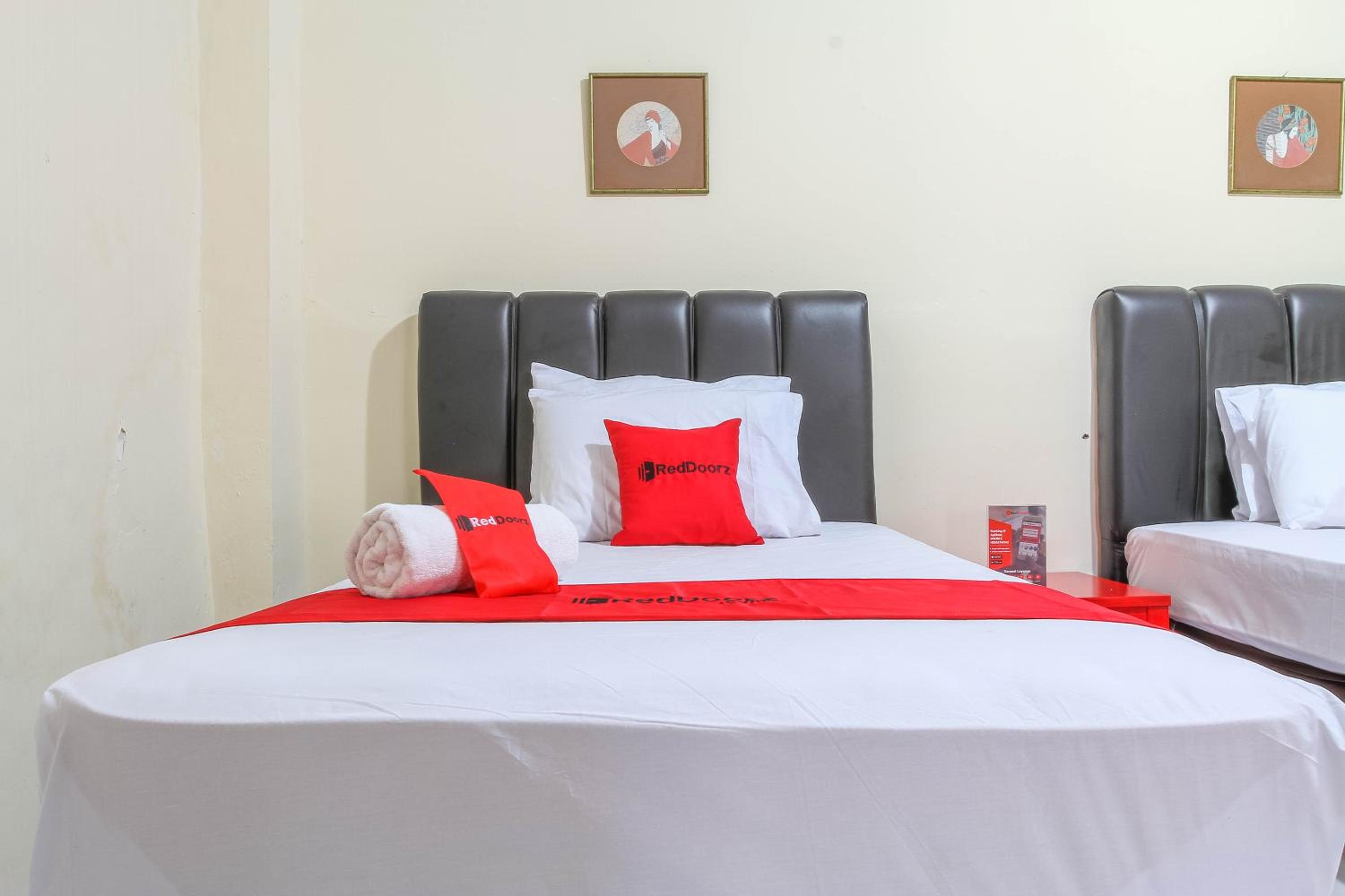 Twin Room - Photo 6