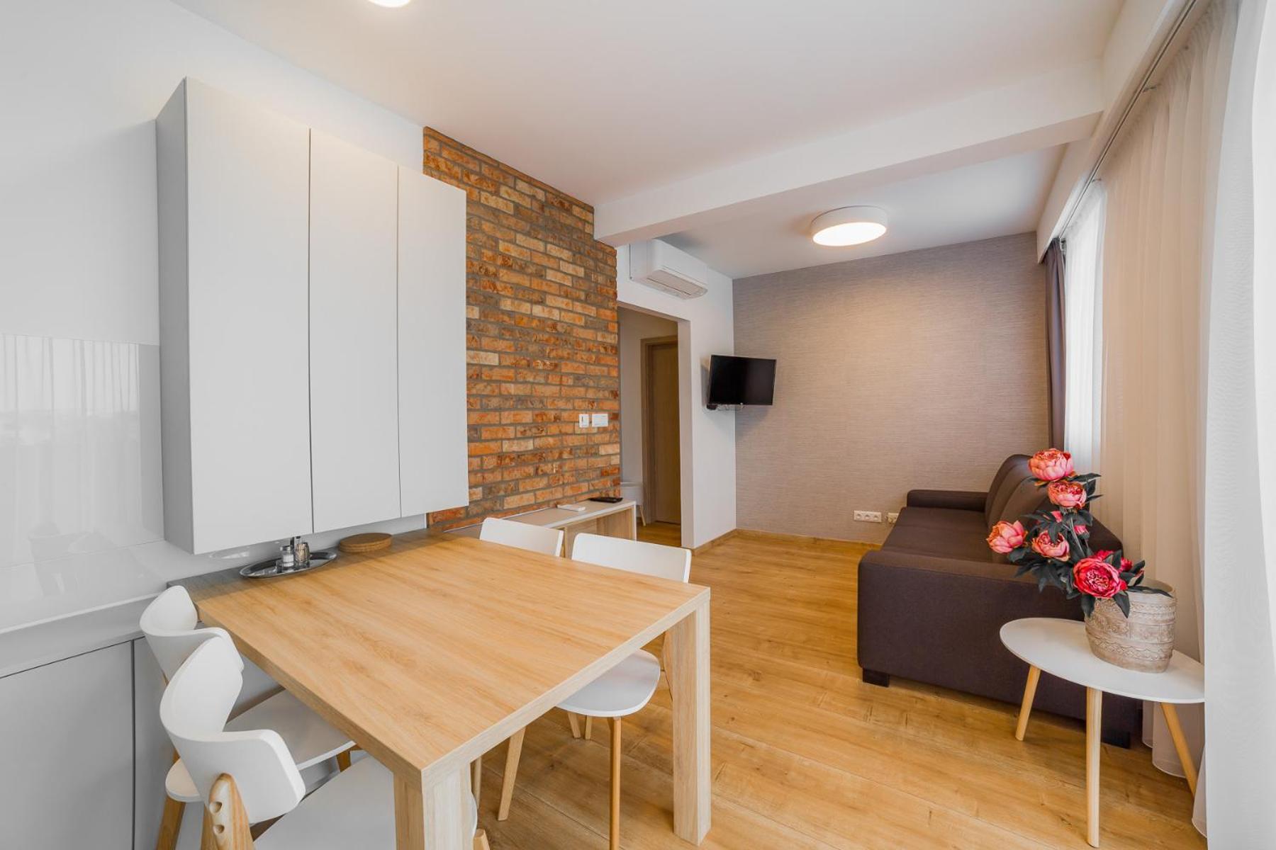 Apartment - Photo 12