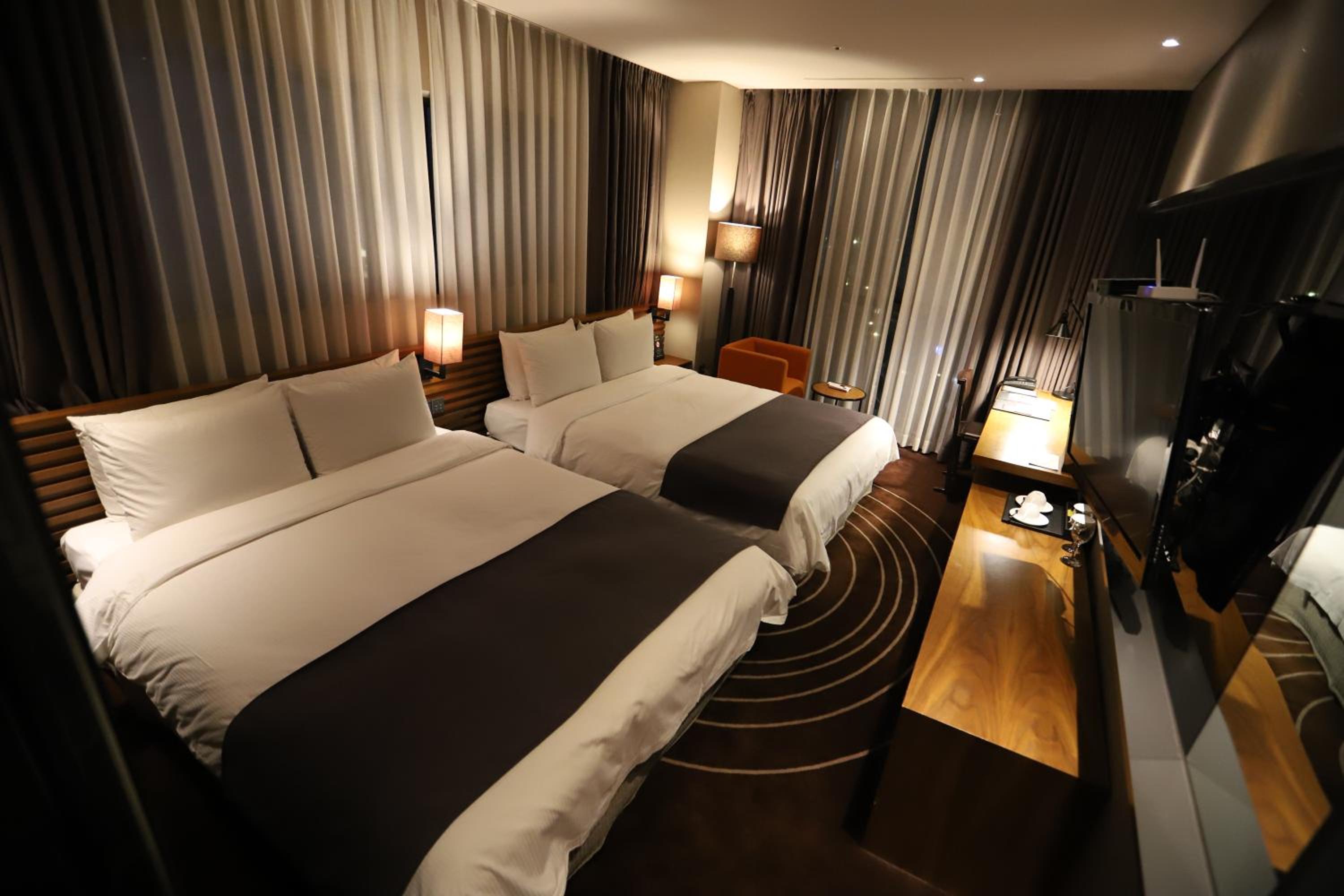 Deluxe Quadruple Room photo 3
