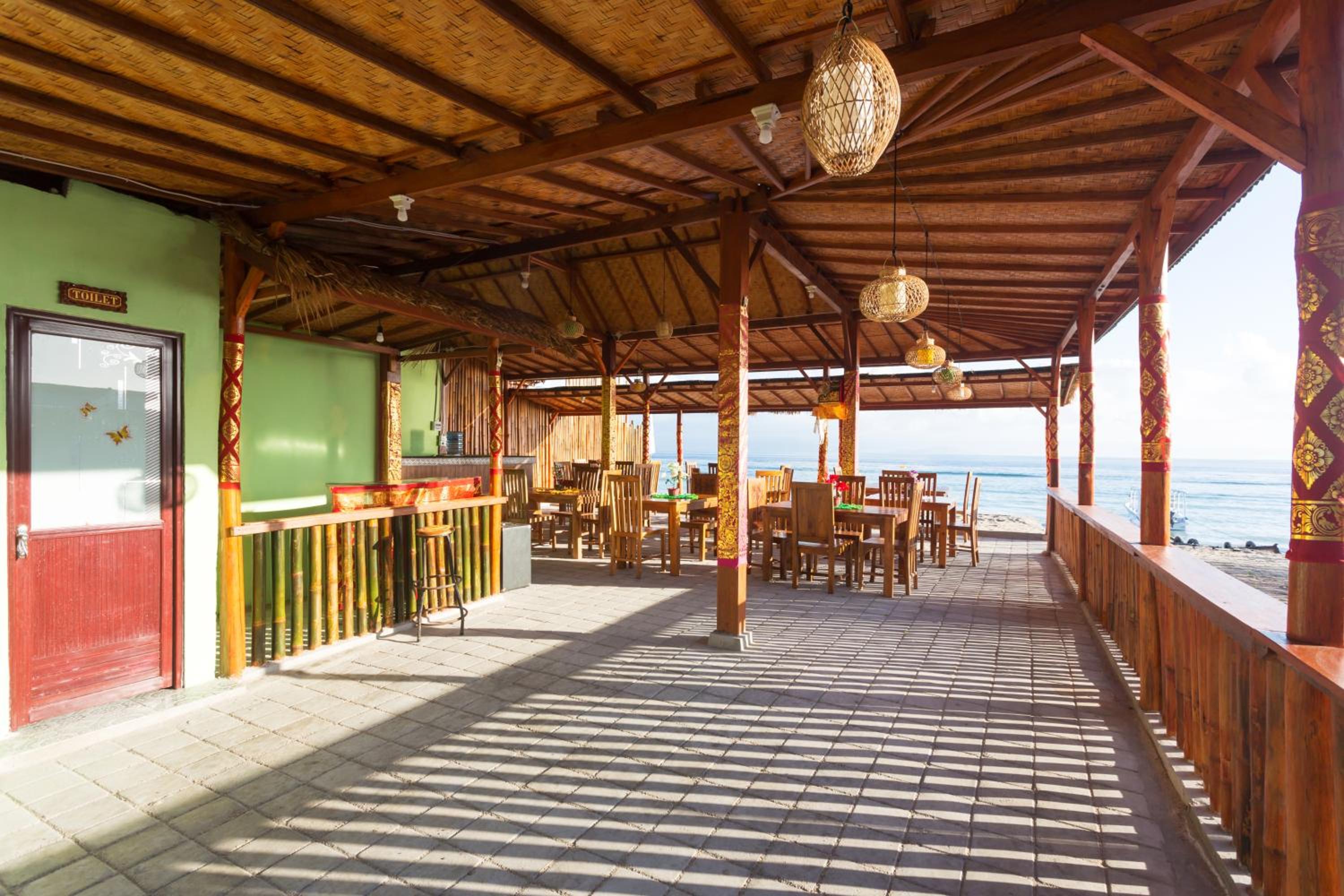 Double Room with Balcony and Sea View - Photo 14