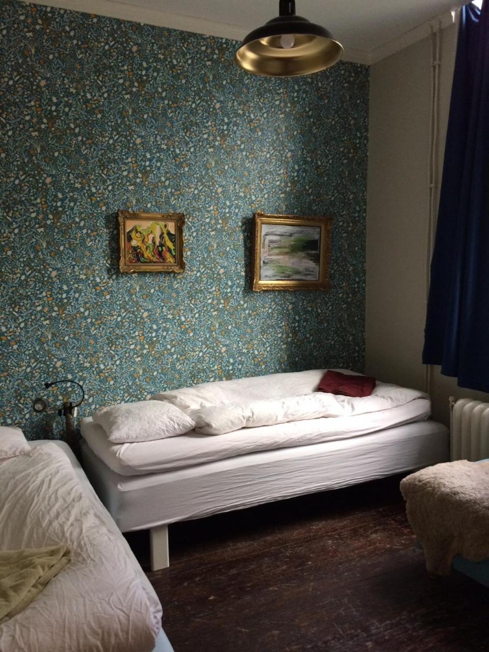 Small Twin Room With Shared Bathroom photo 1