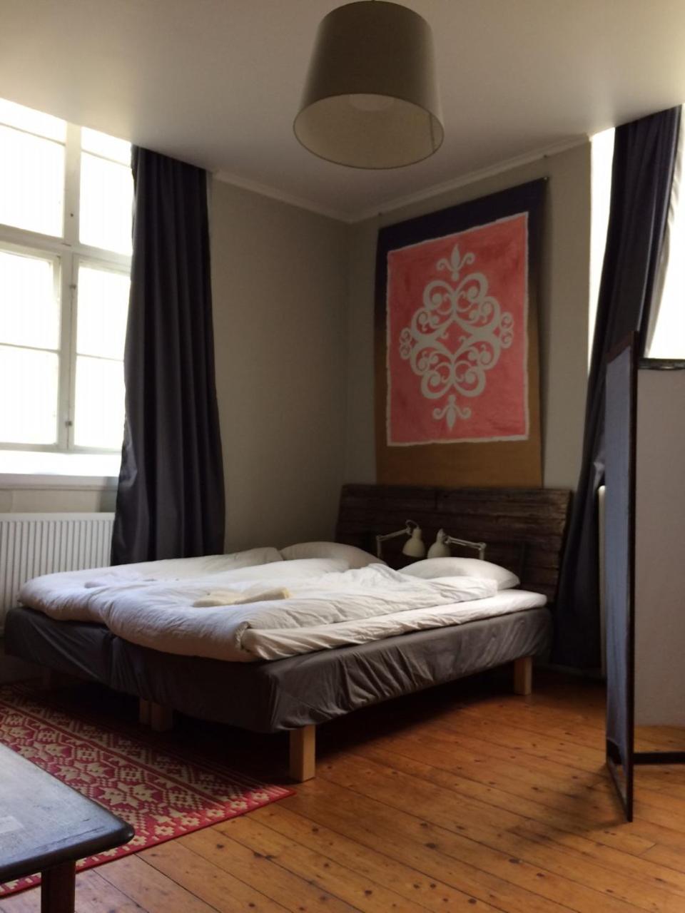 Triple Room With Shared Bathroom photo 1