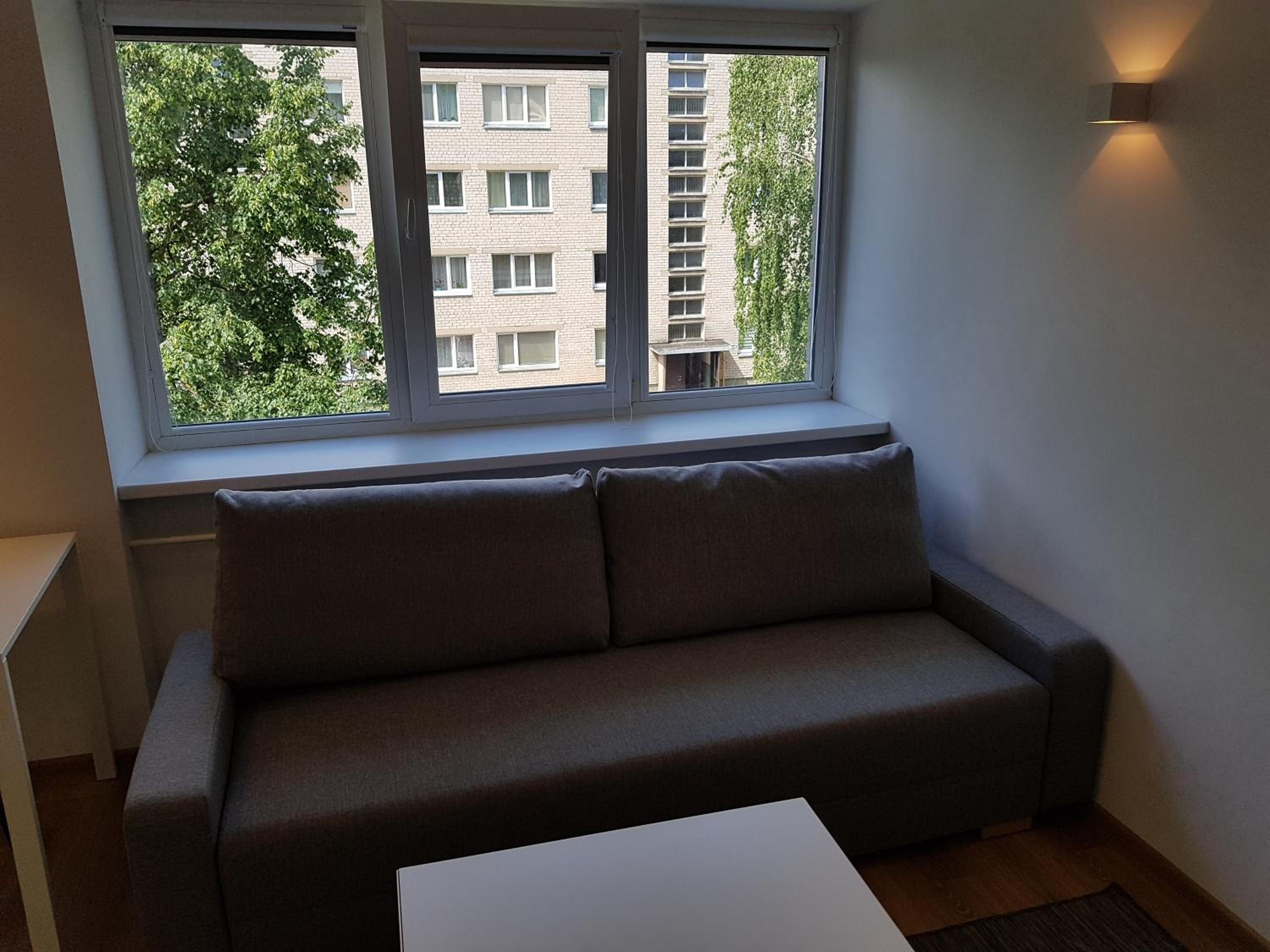 Studio Apartment - Photo 13