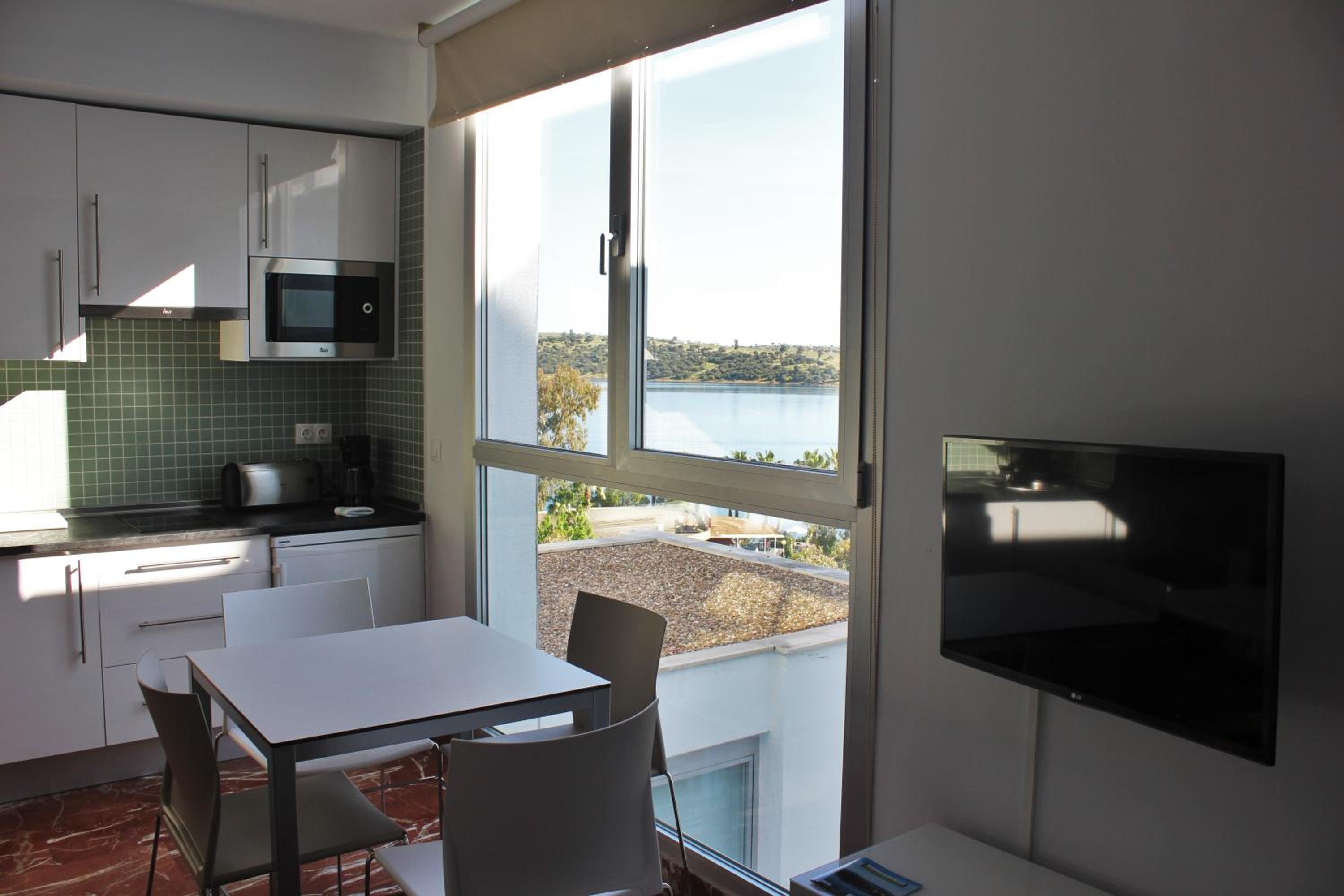 Apartment - Photo 2