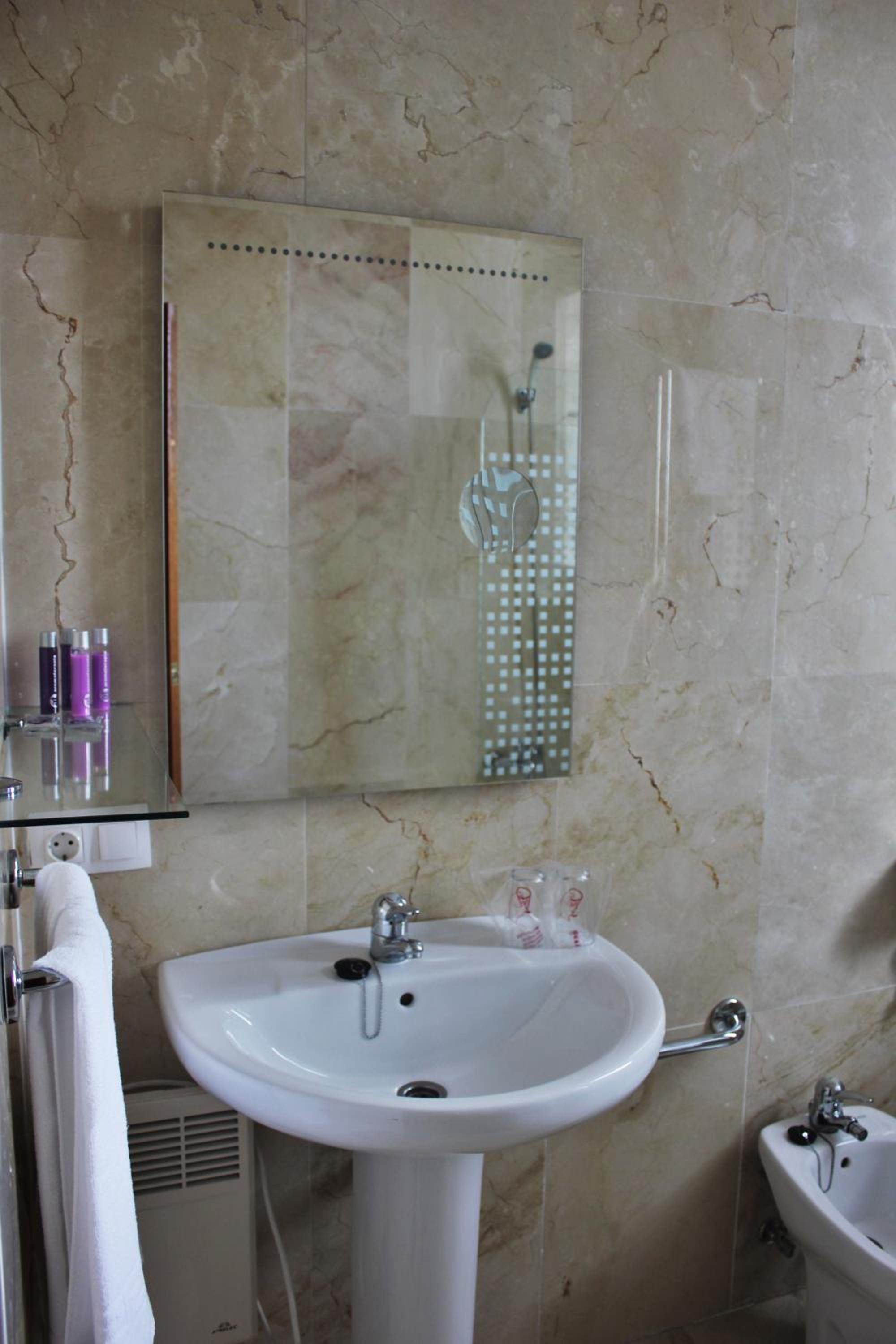 Apartment - Photo 5