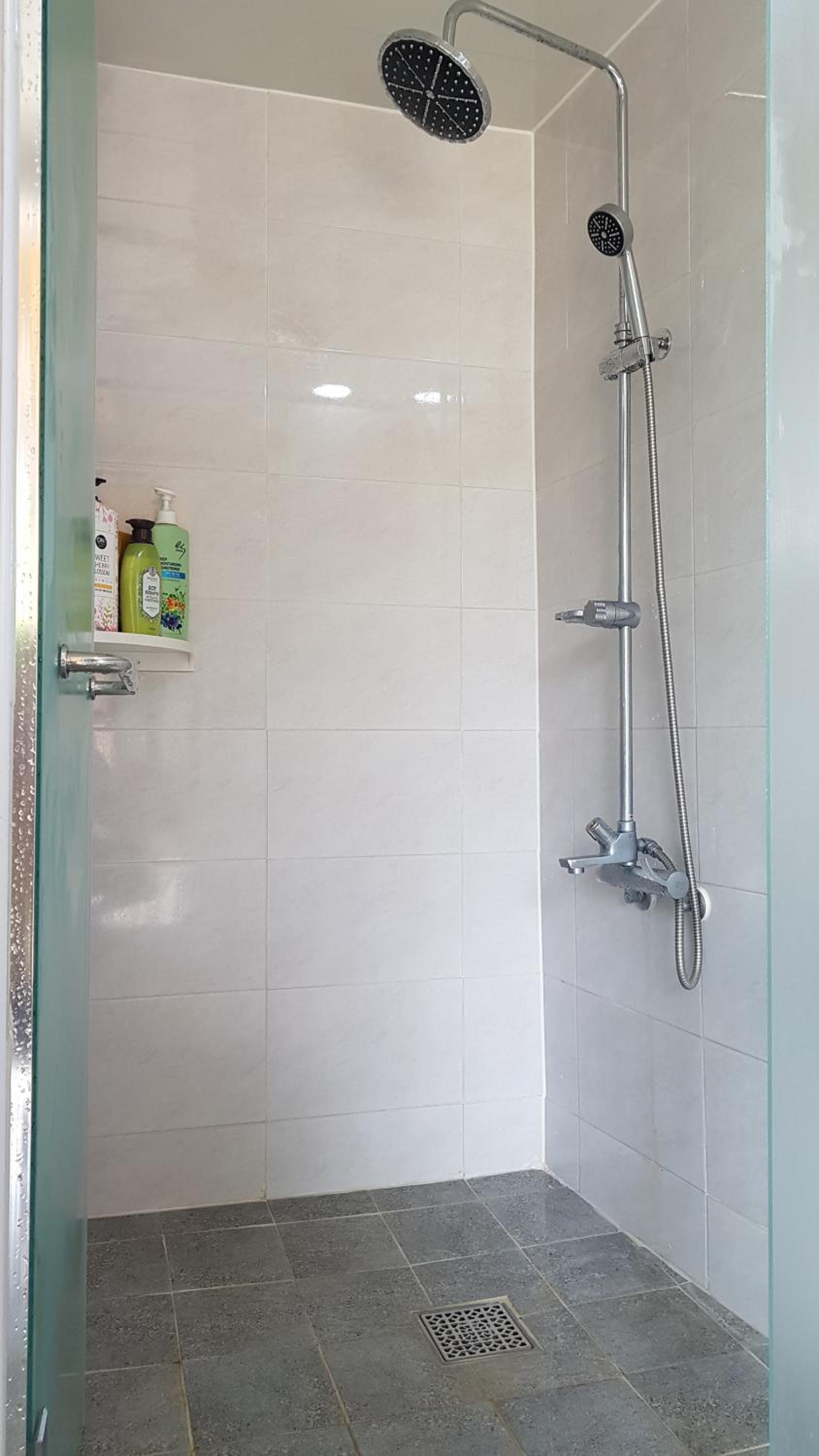 Double Room with Private External Bathroom - Photo 3