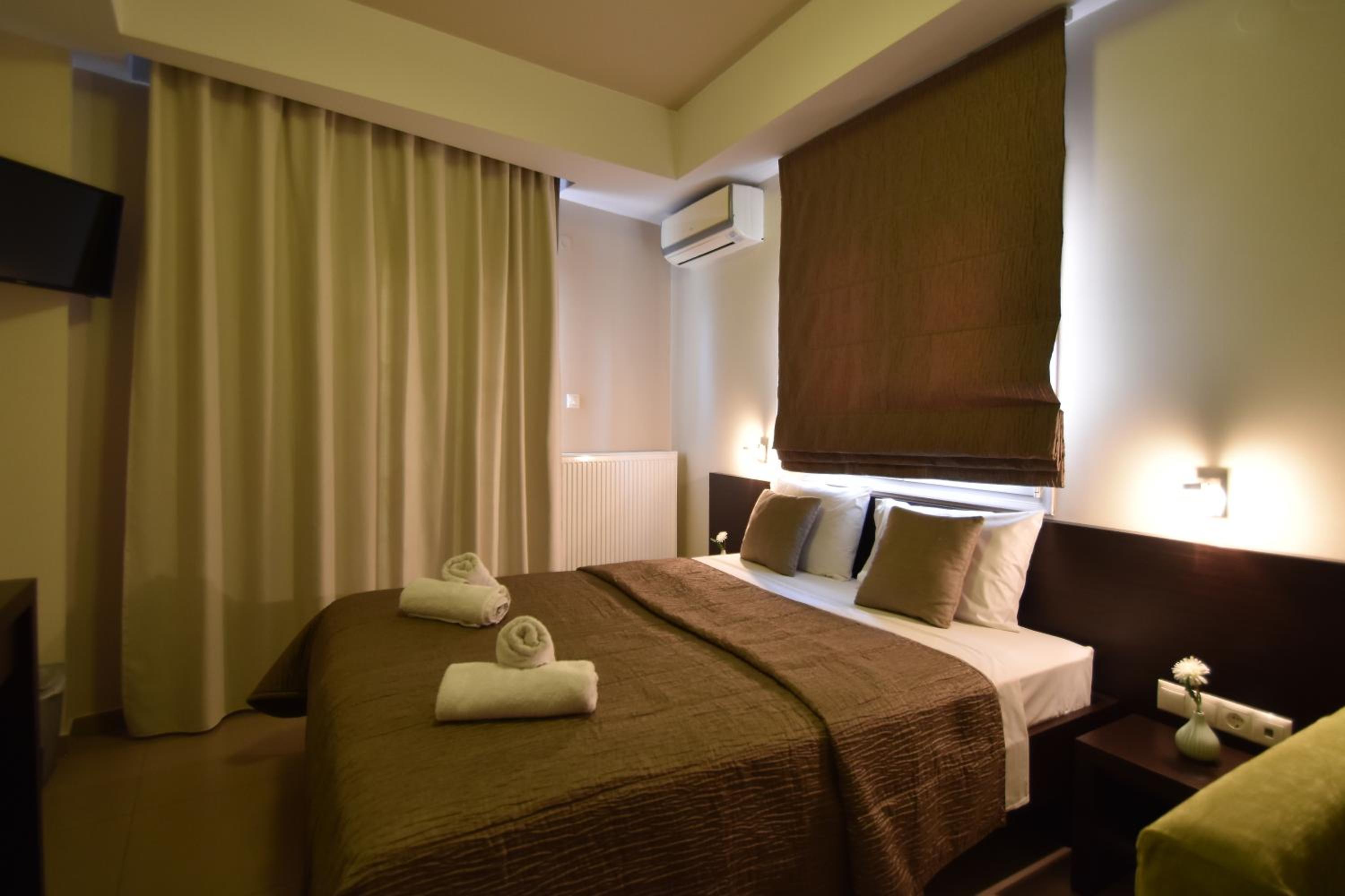 Deluxe Junior Suite photo 2