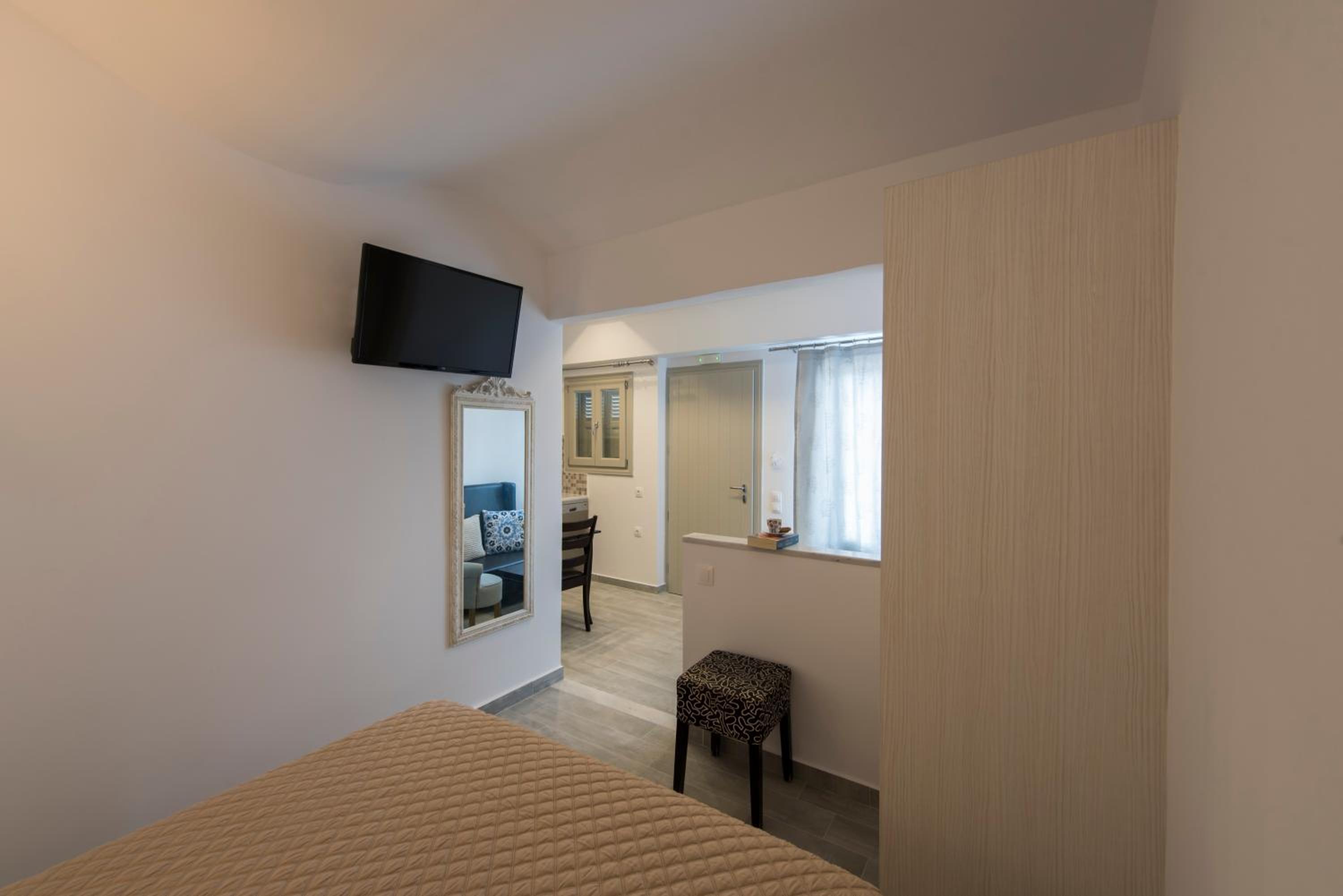 Superior Apartment - Photo 5