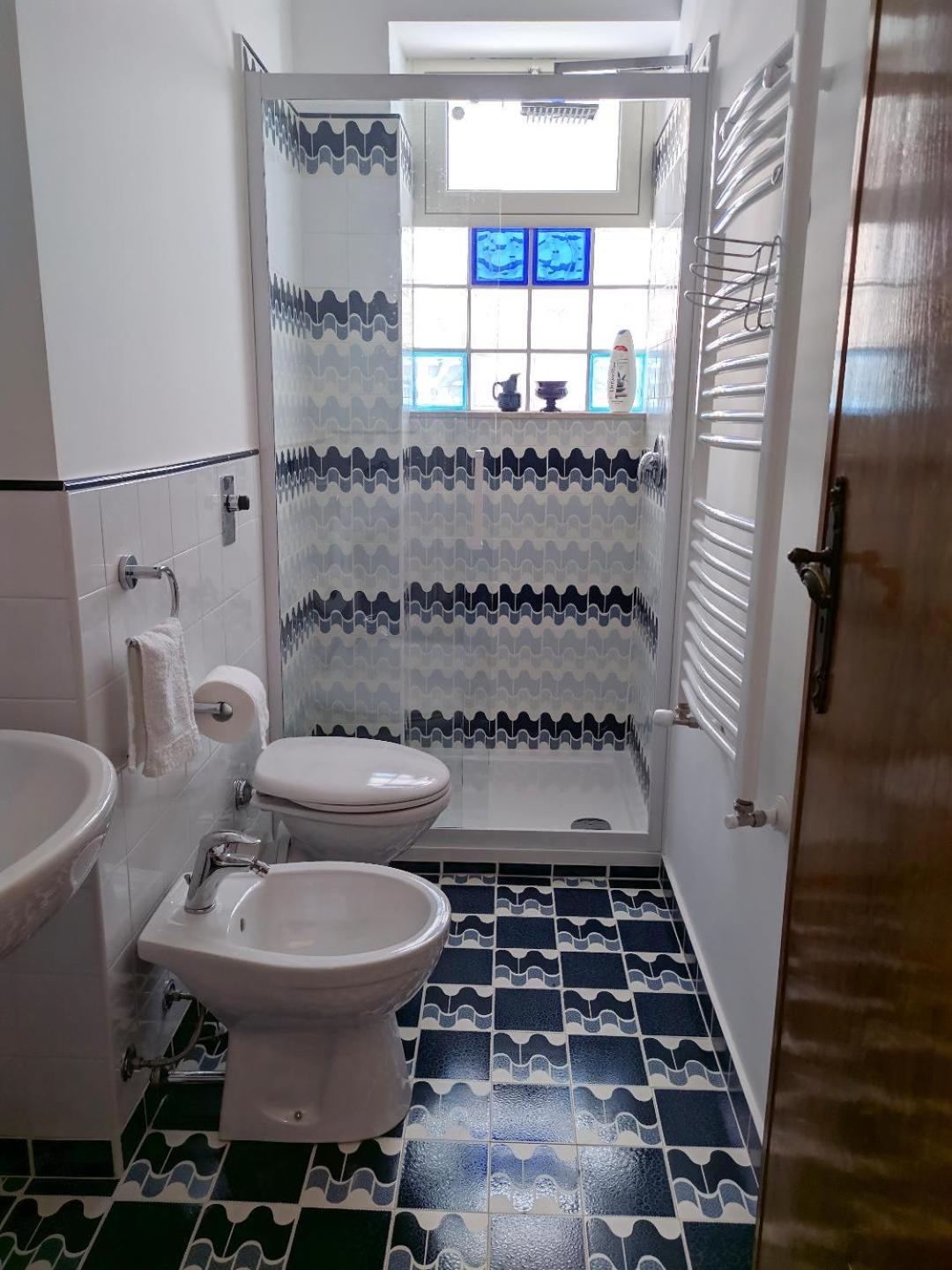 Triple Room with Private External Bathroom - Photo 3