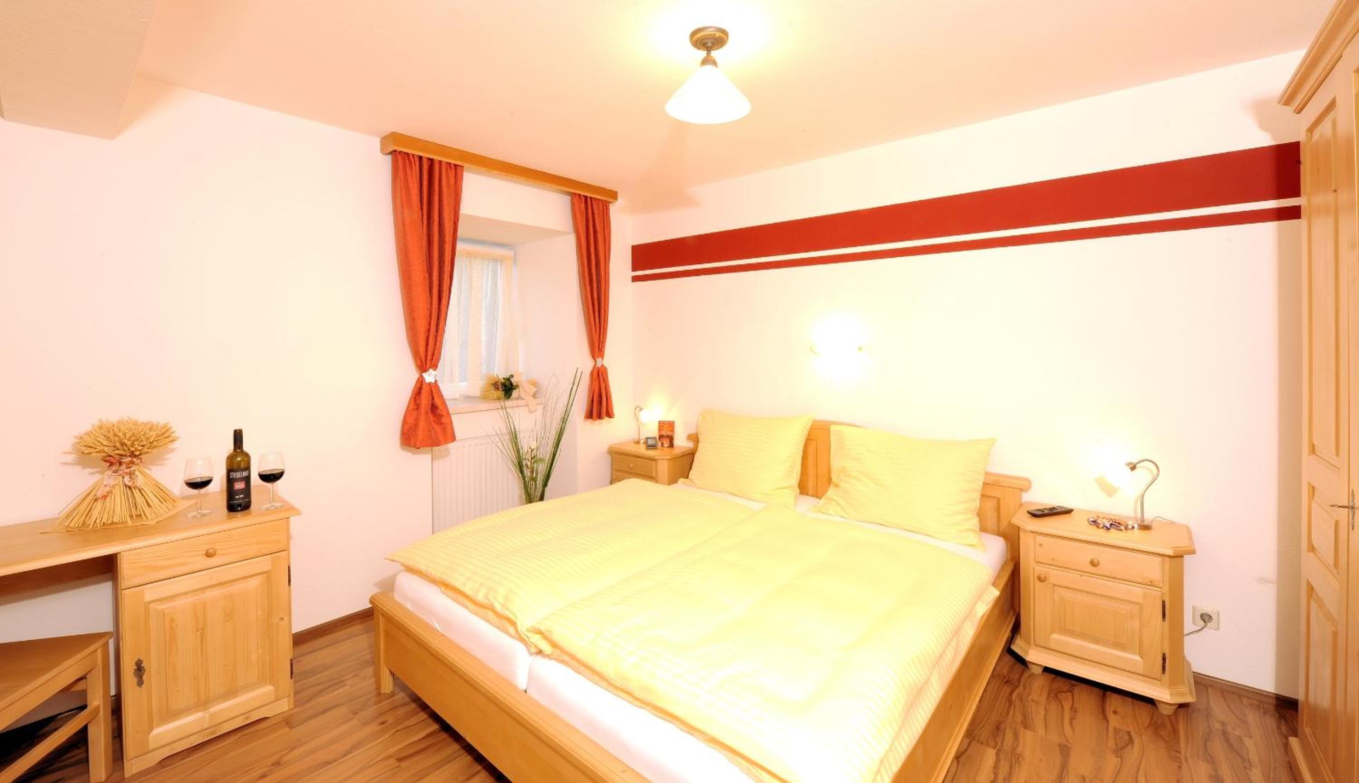 Standard Double Room photo 3