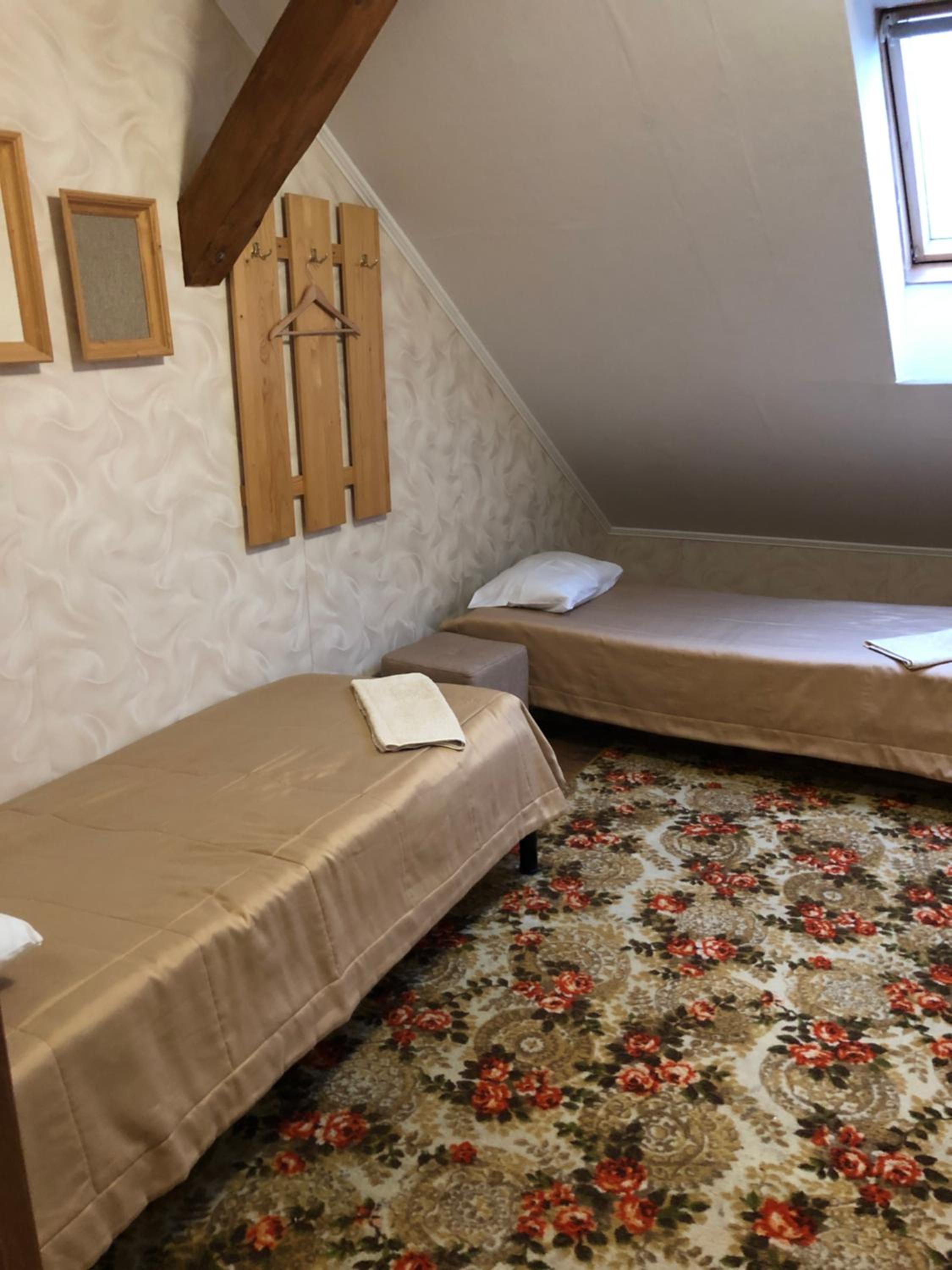 Triple Room with Shared Bathroom photo 3