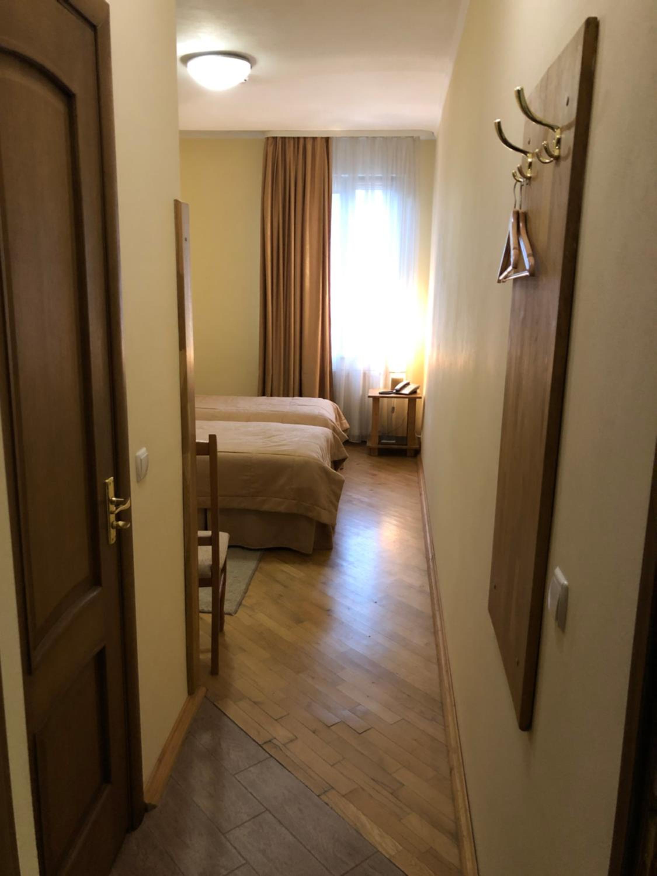 Double or Twin Room with Bathroom photo 3