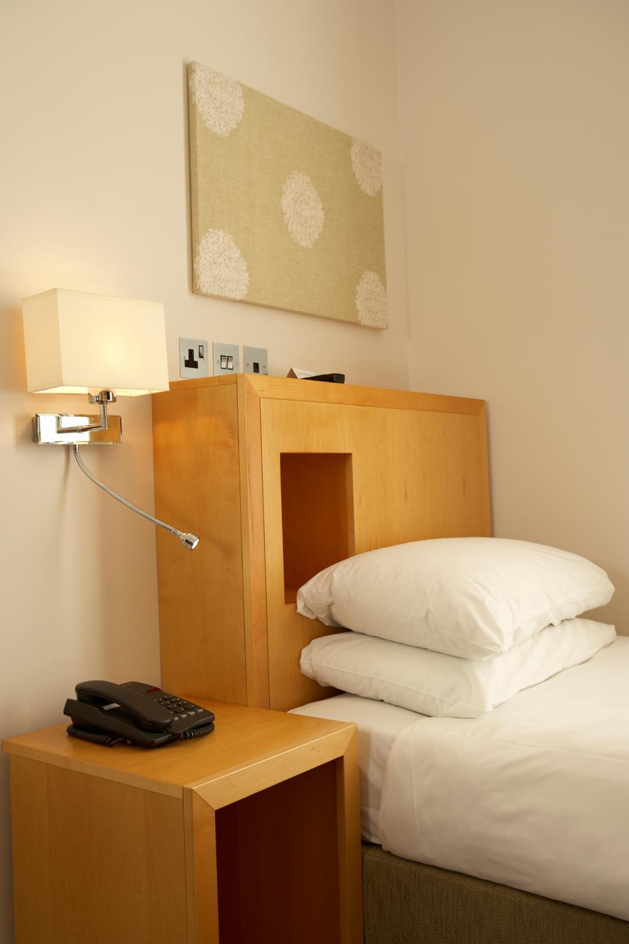 Single Room photo 3