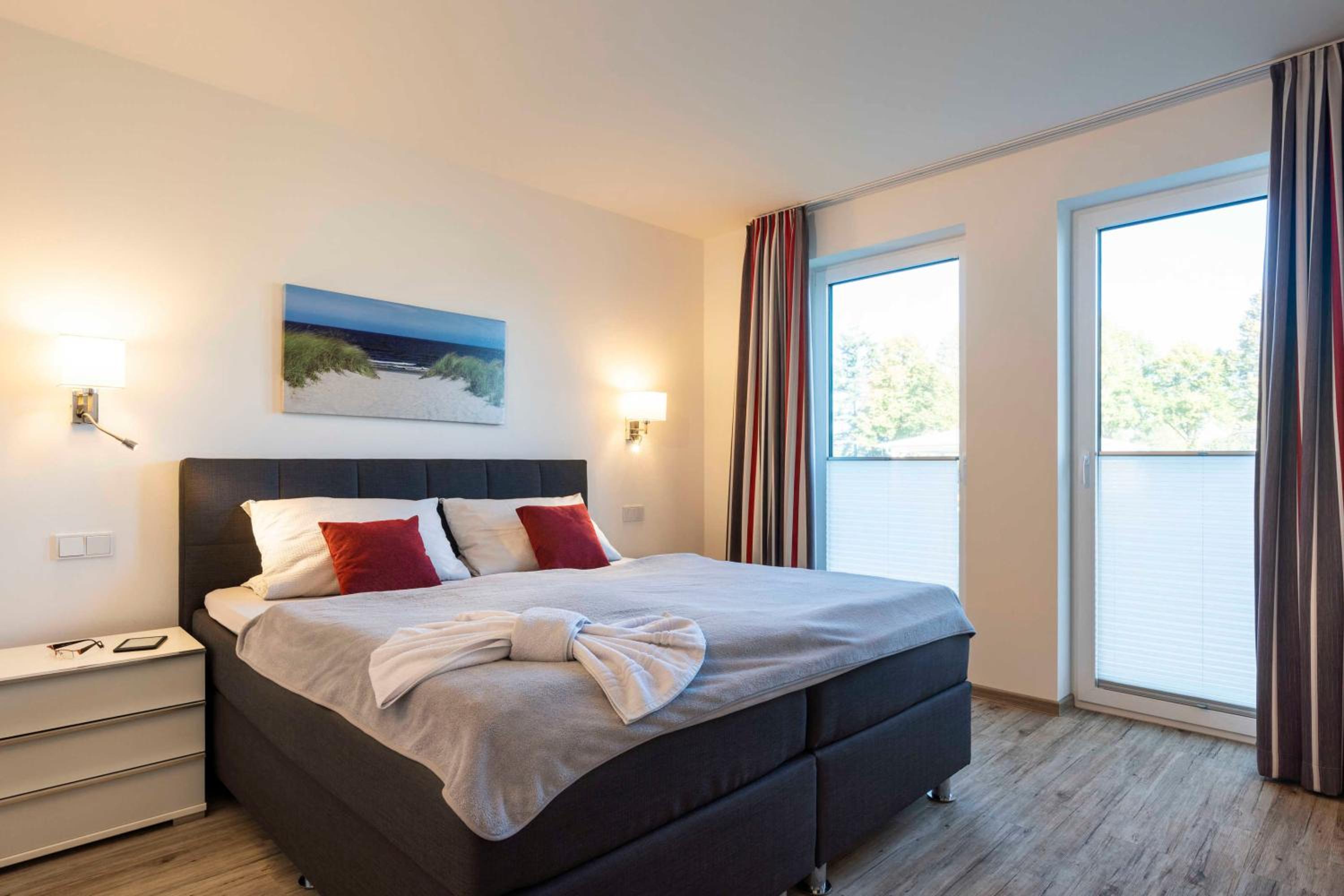 Three-Bedroom Apartment with Terrace photo 1