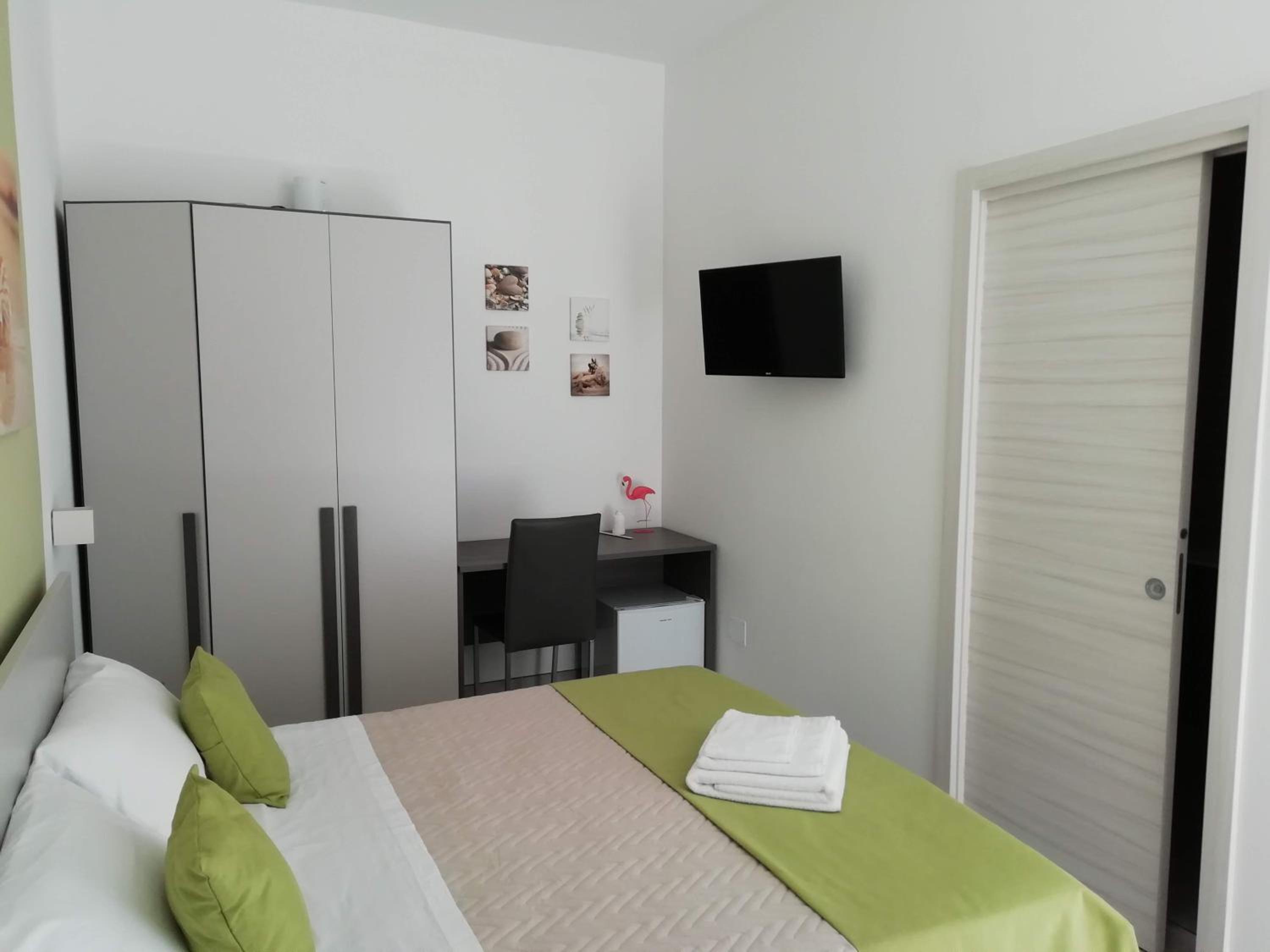 King Room with Balcony photo 2