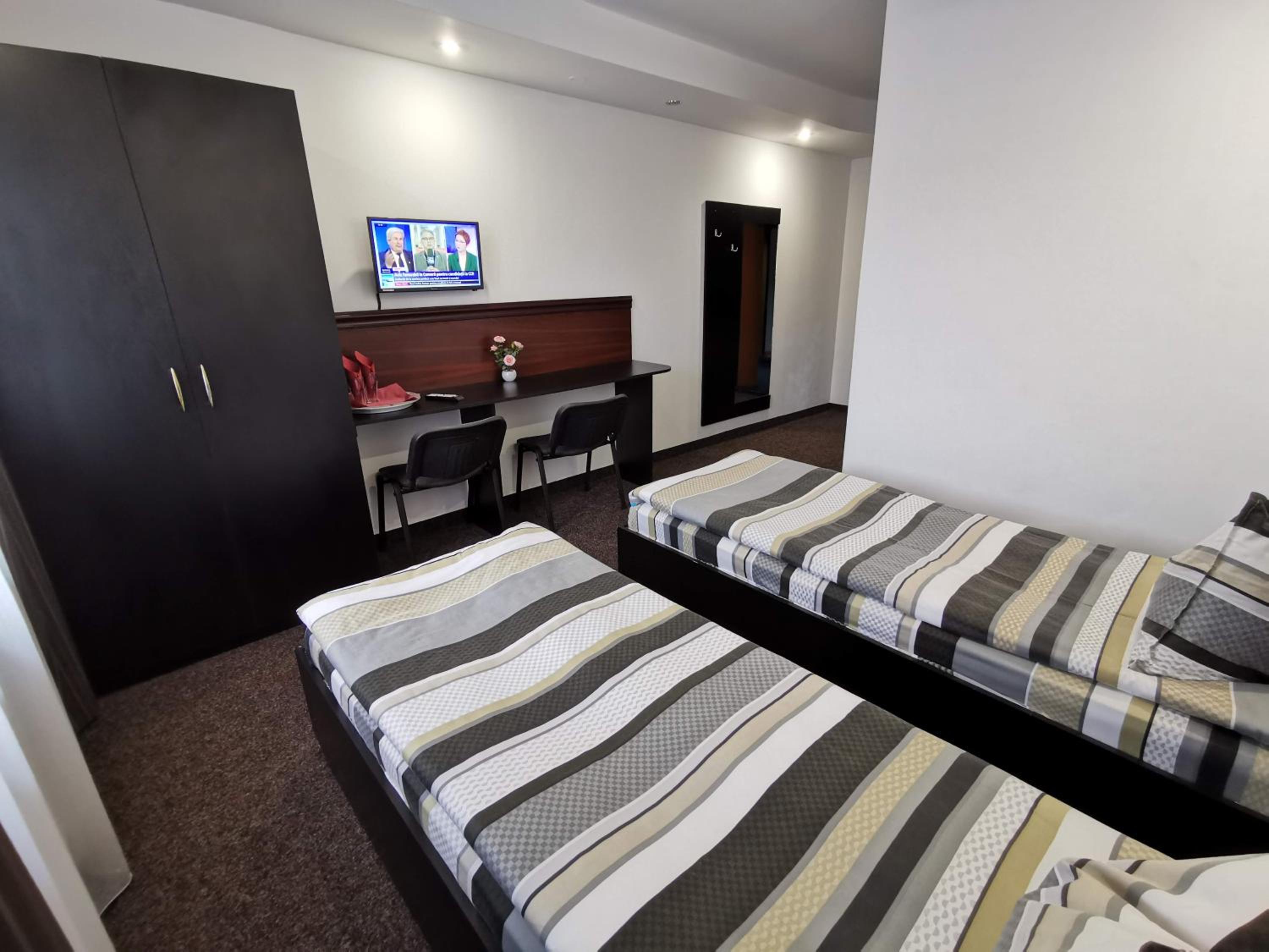 Twin Room with Private Bathroom