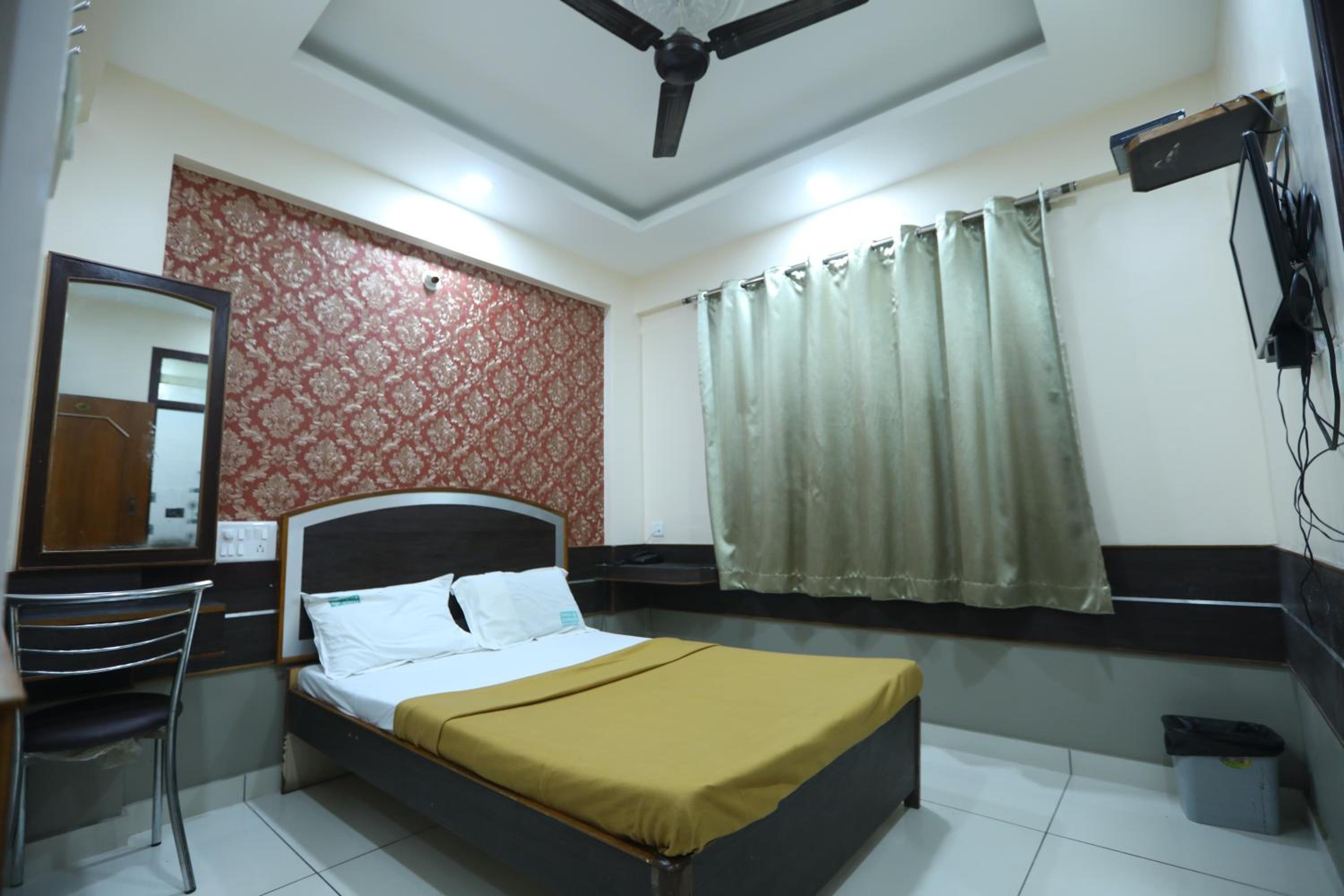Double Room - Photo 1
