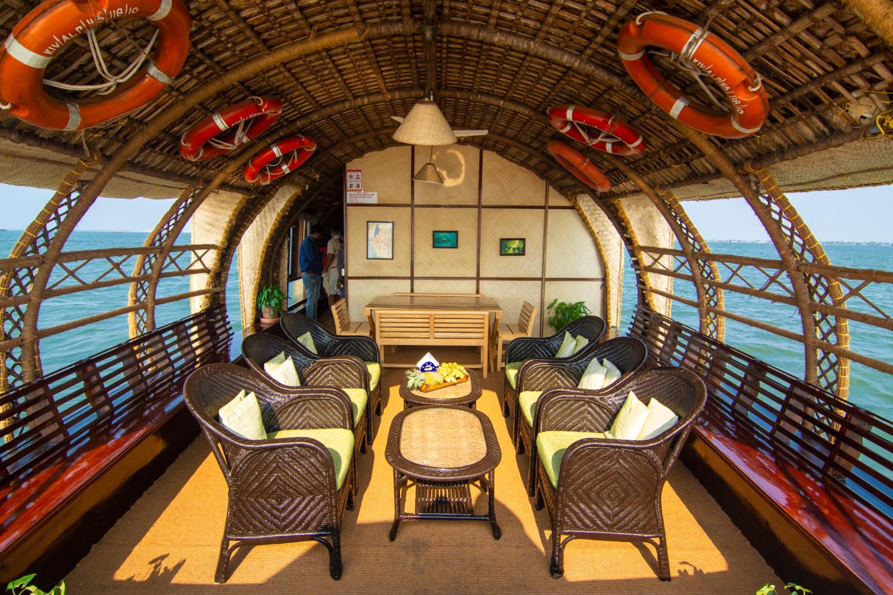 Two Bedroom Houseboat - Photo 19