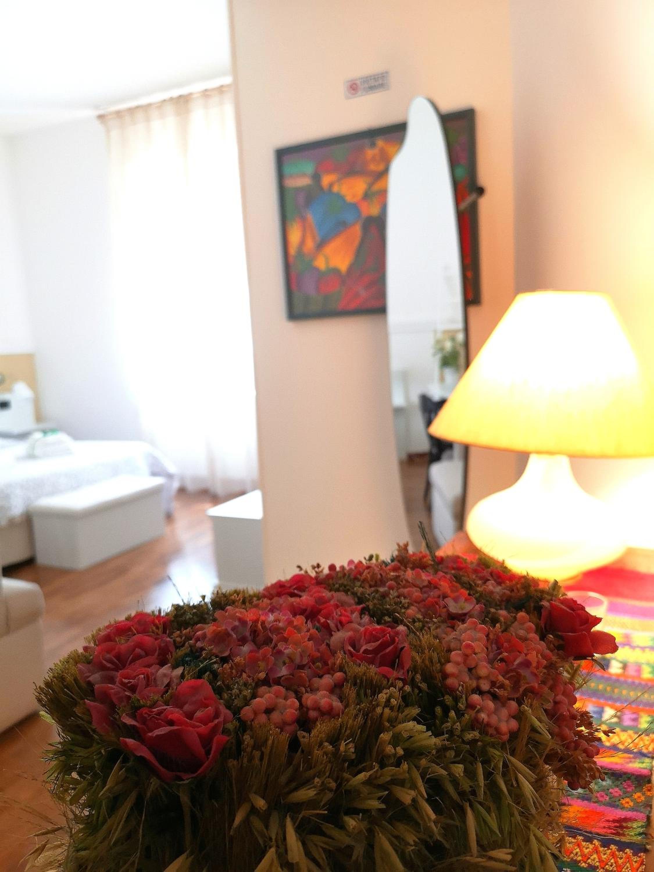 Deluxe Room - Photo 9