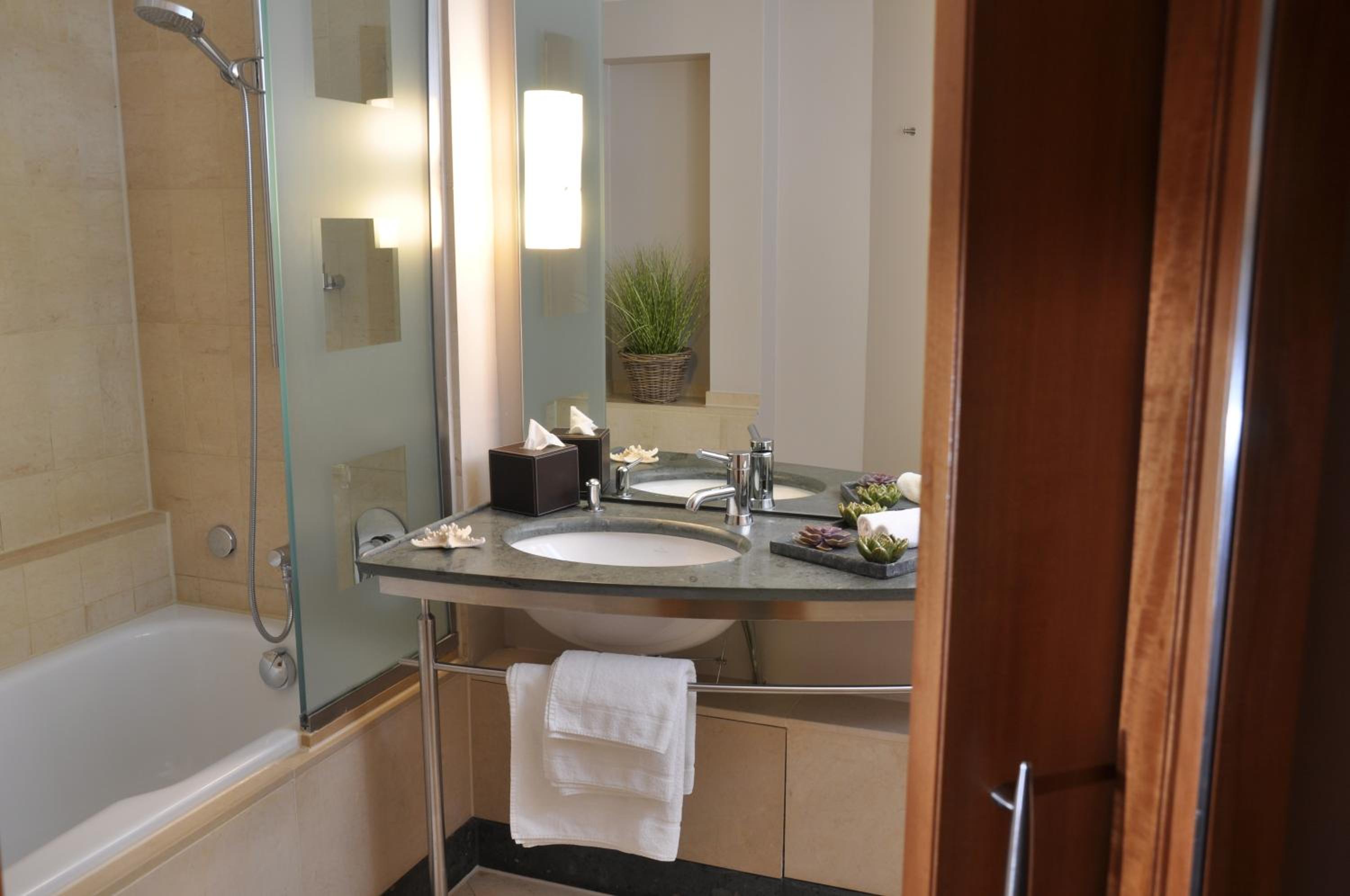 Deluxe Double Room - Photo 3