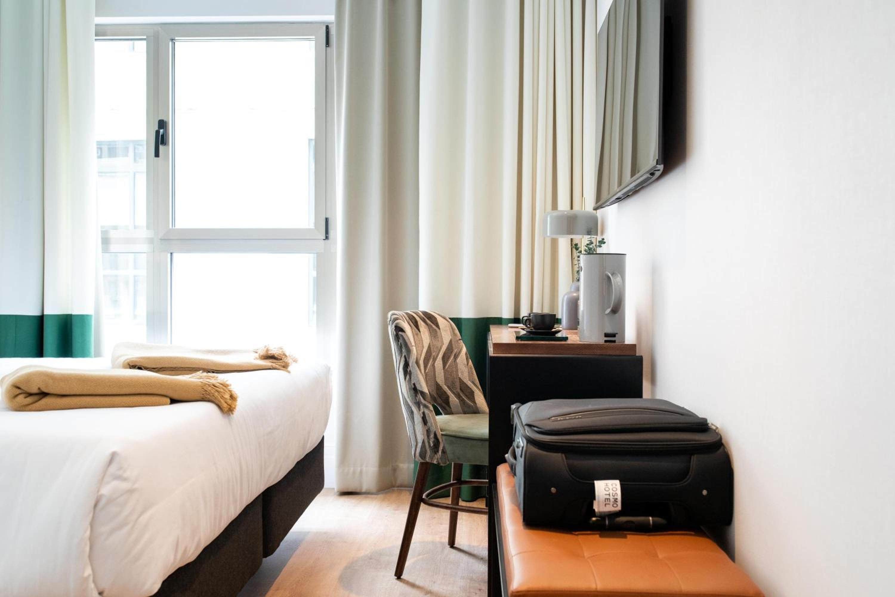 Superior King Room