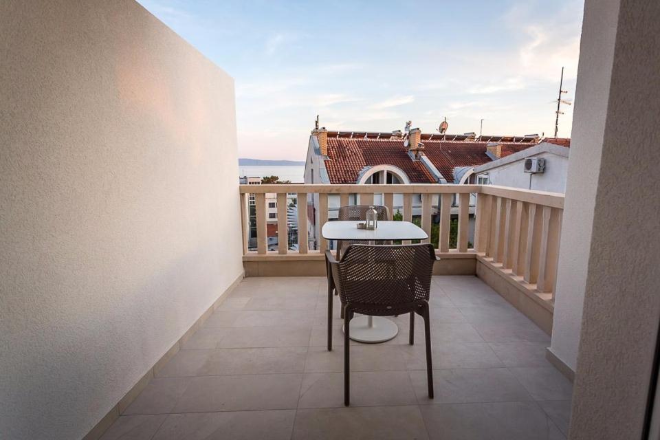 Studio apartment with a balcony photo 3