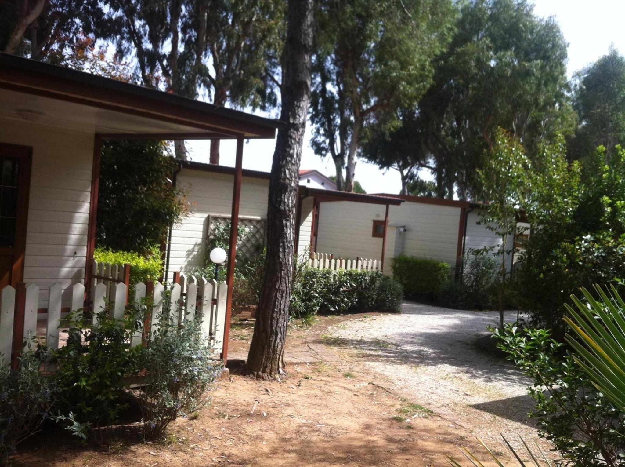 Two-Bedroom Bungalow - Photo 1