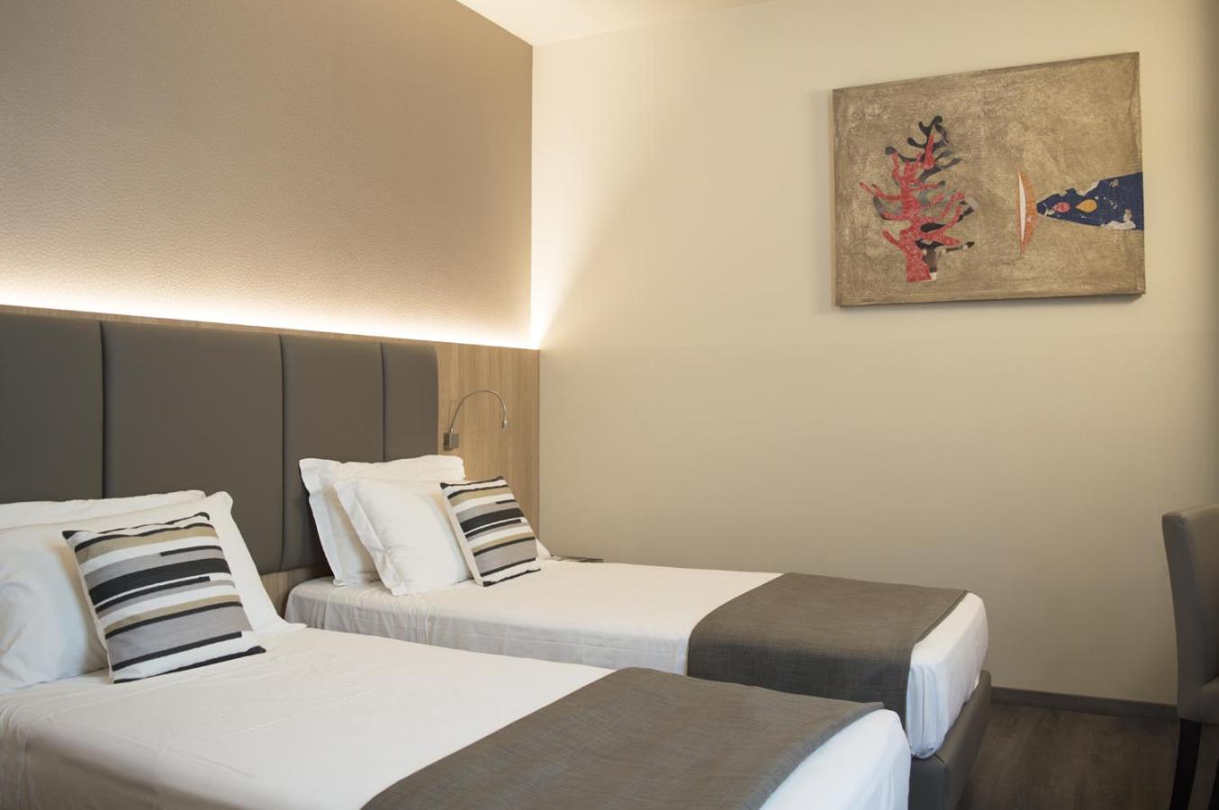 Double Room - Photo 9