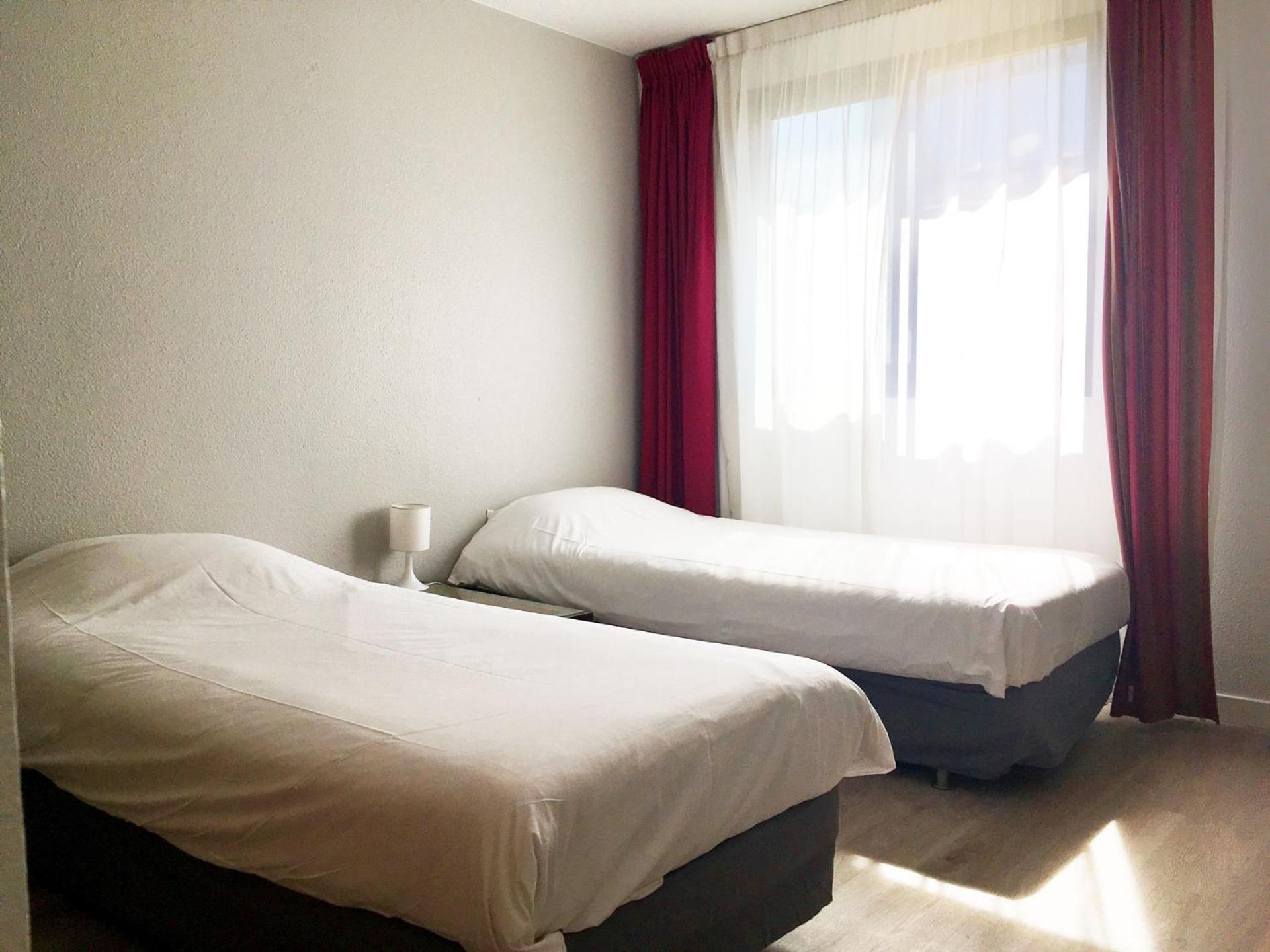 One-Bedroom Apartment - Photo 1