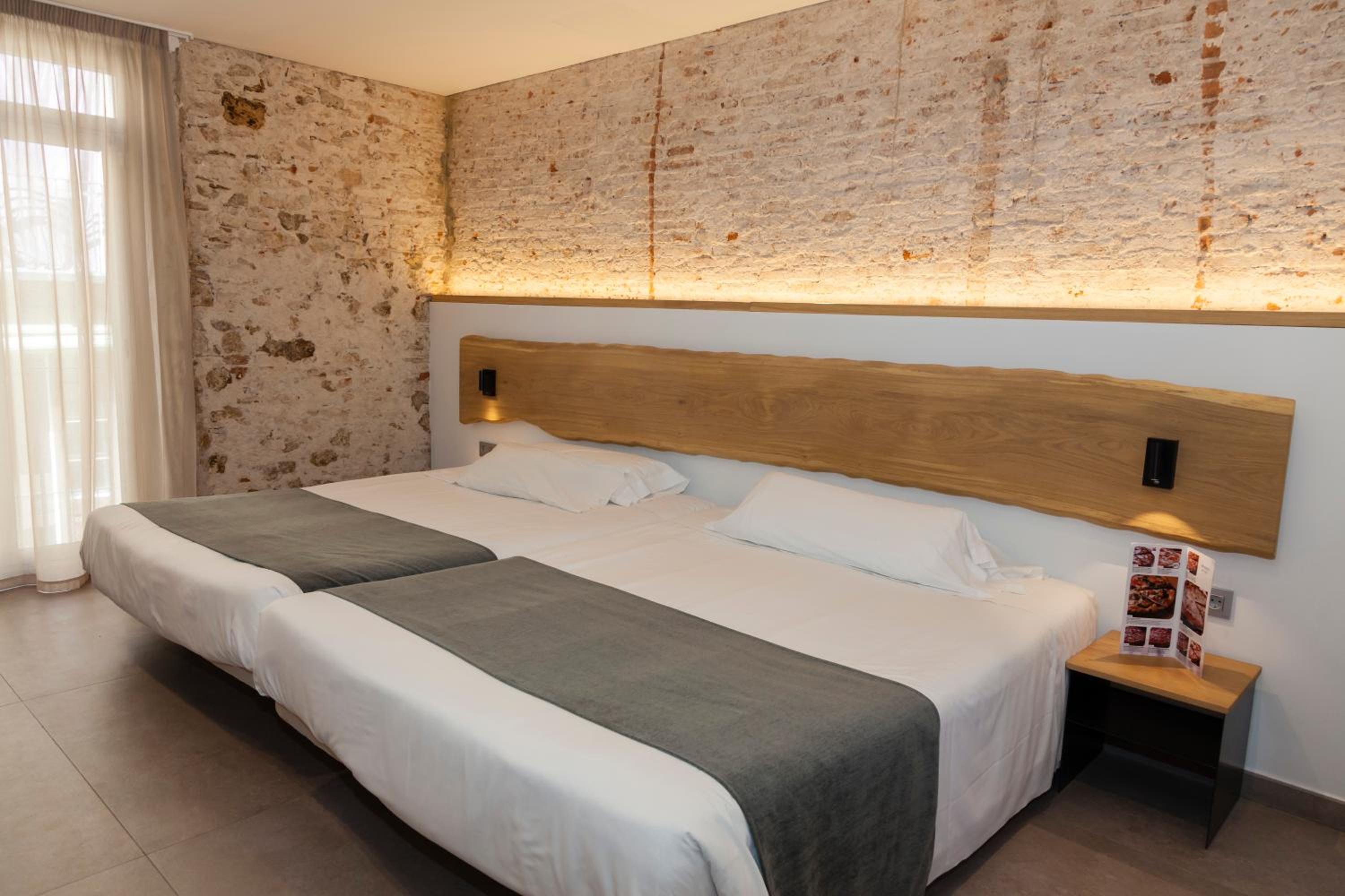 Quadruple Room photo 3