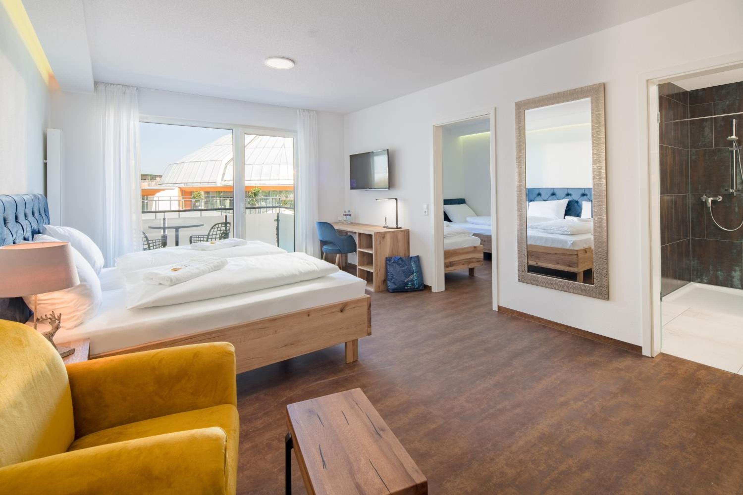 Deluxe Suite - Photo 1