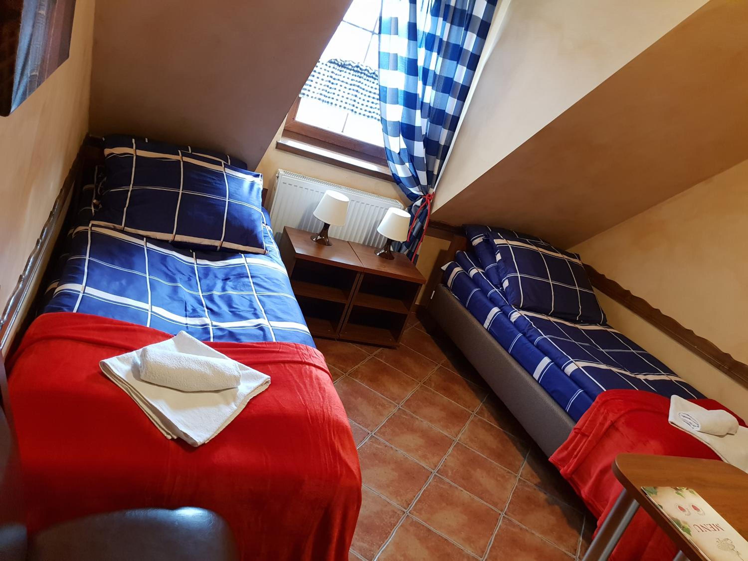 Double or Twin Room - Photo 3