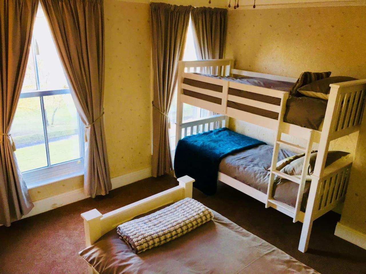 Villa with Sea View photo 2