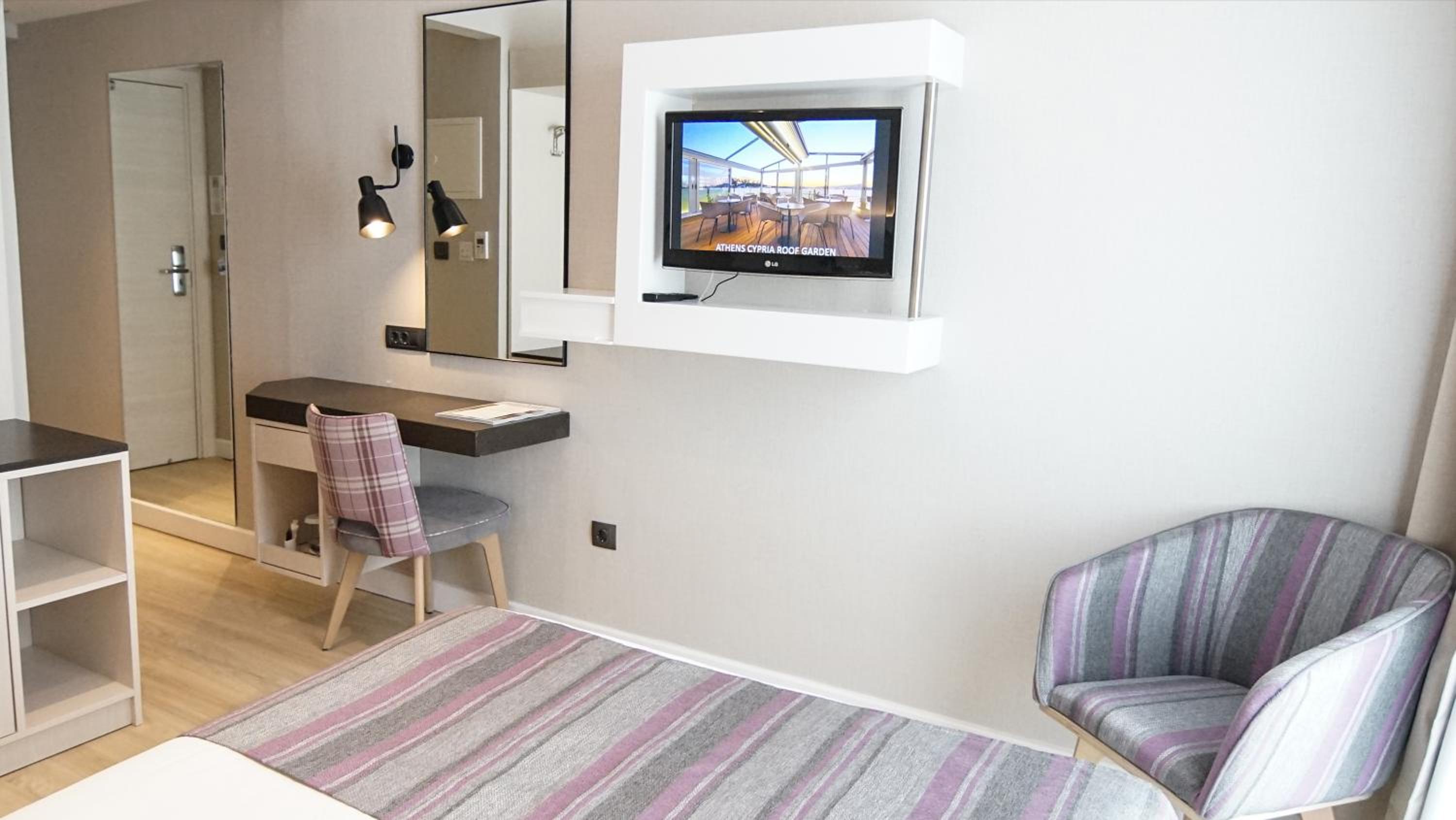 Standard Double Room photo 2