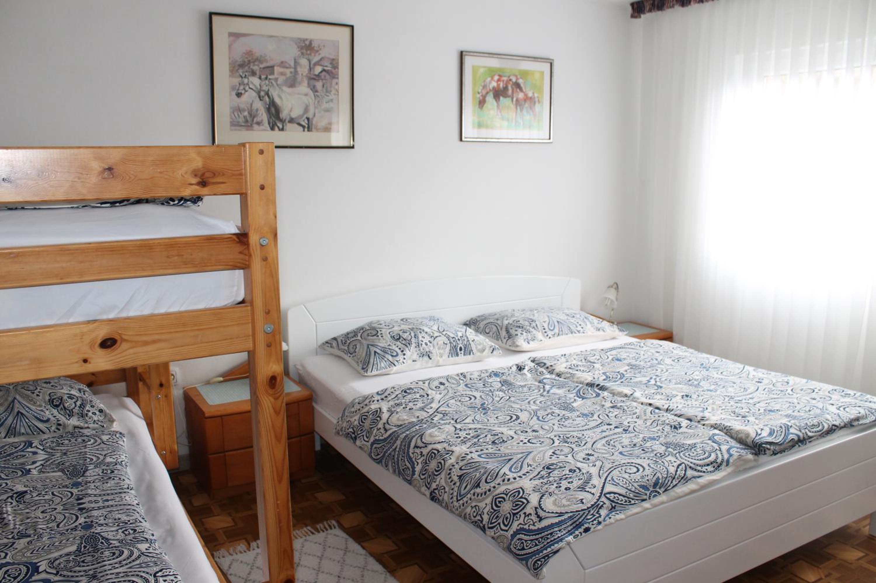 Quadruple Room with Private External Bathroom - Photo 12
