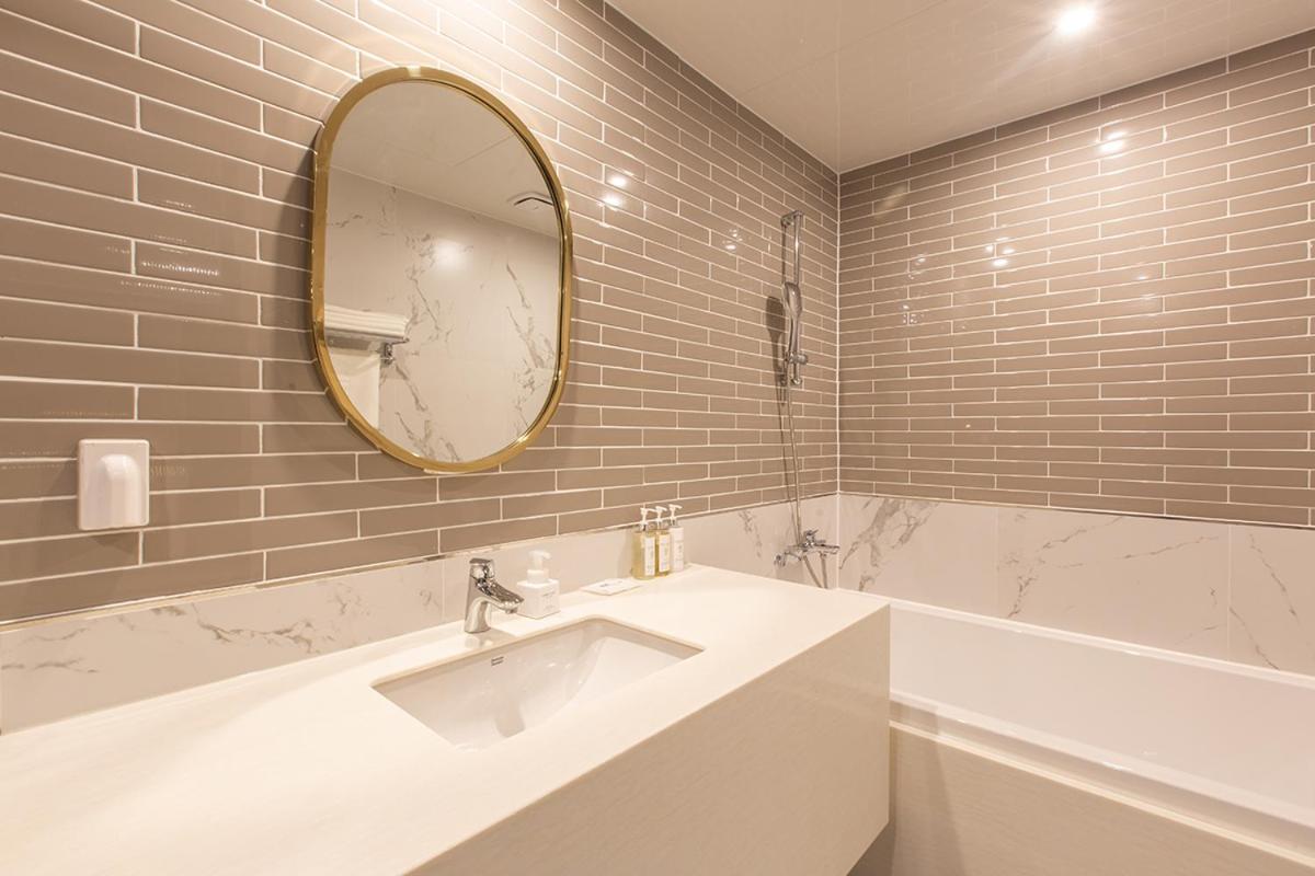 Double Room with Sea View - Photo 5