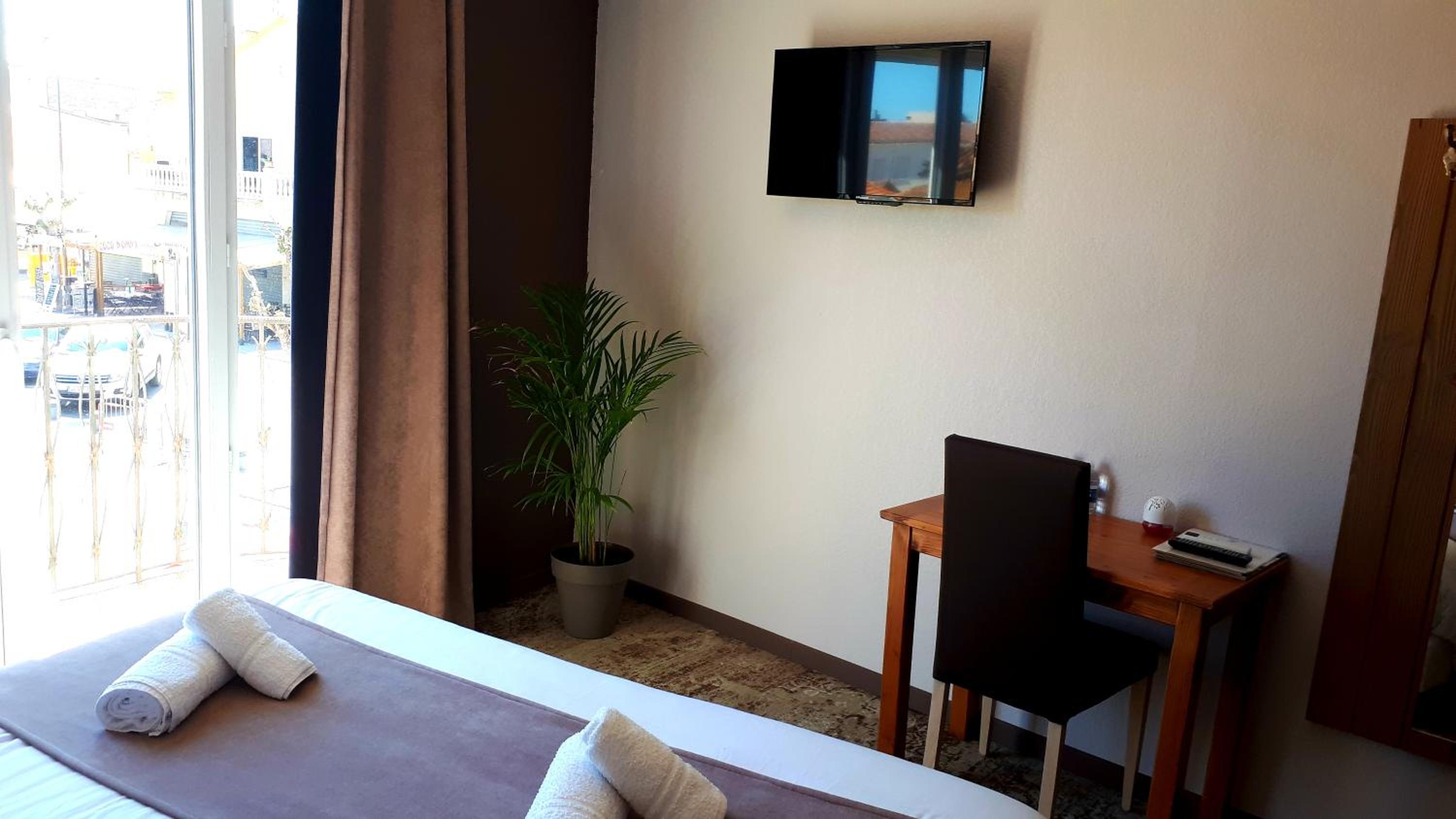 Double Room - Photo 1