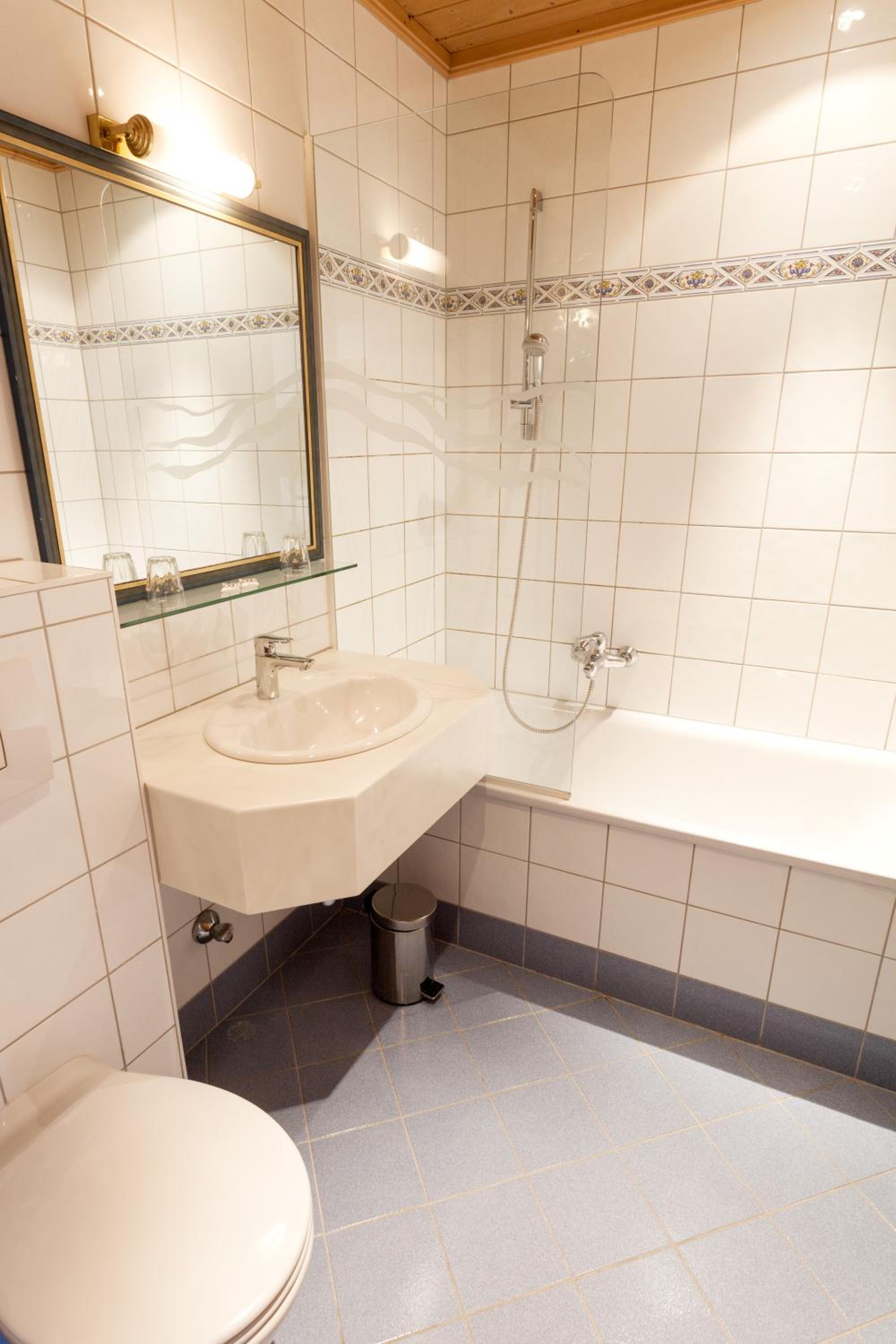 Double Room - Photo 4
